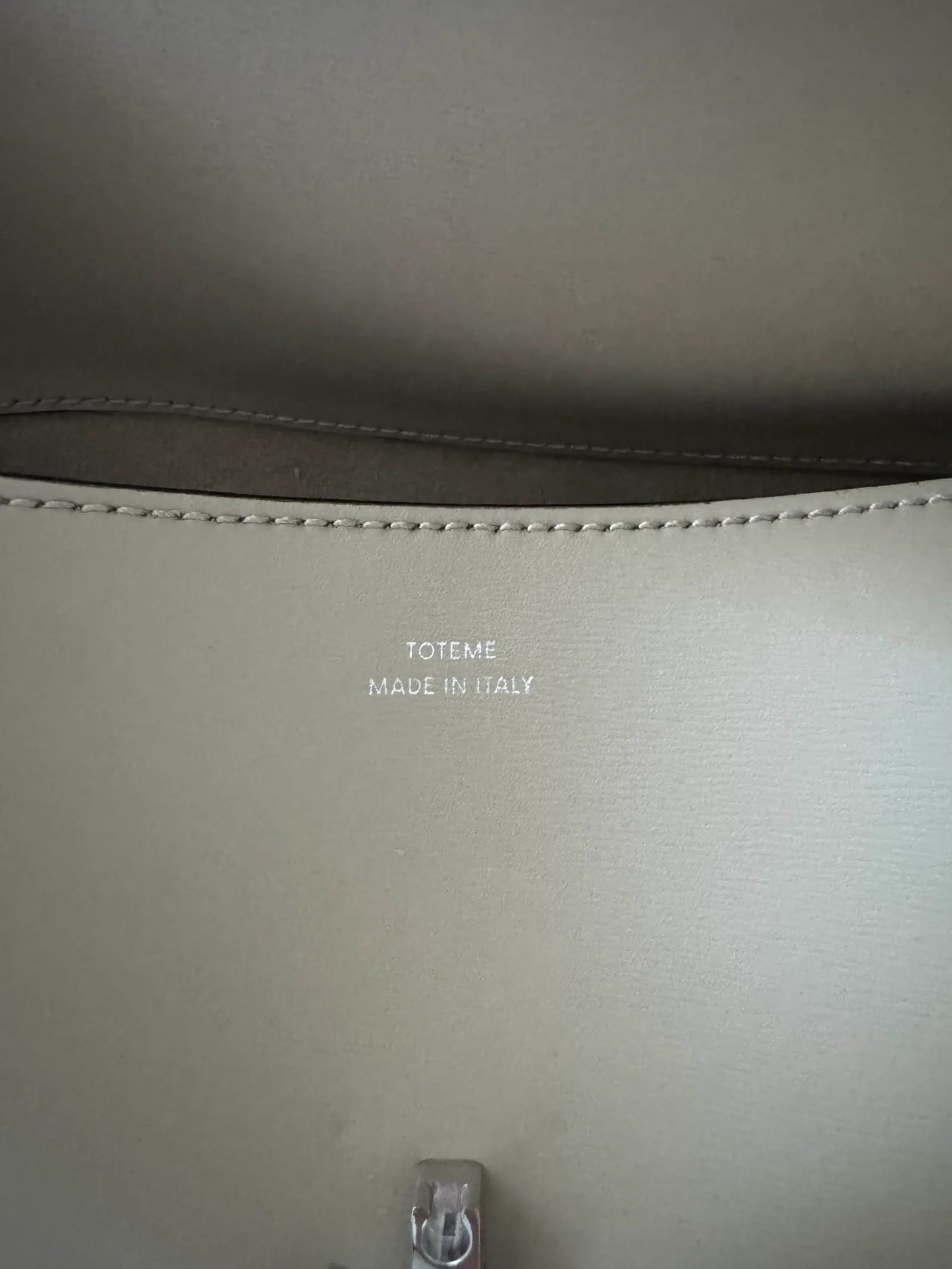Toteme T Lock Leather Fawn Shoulder bag