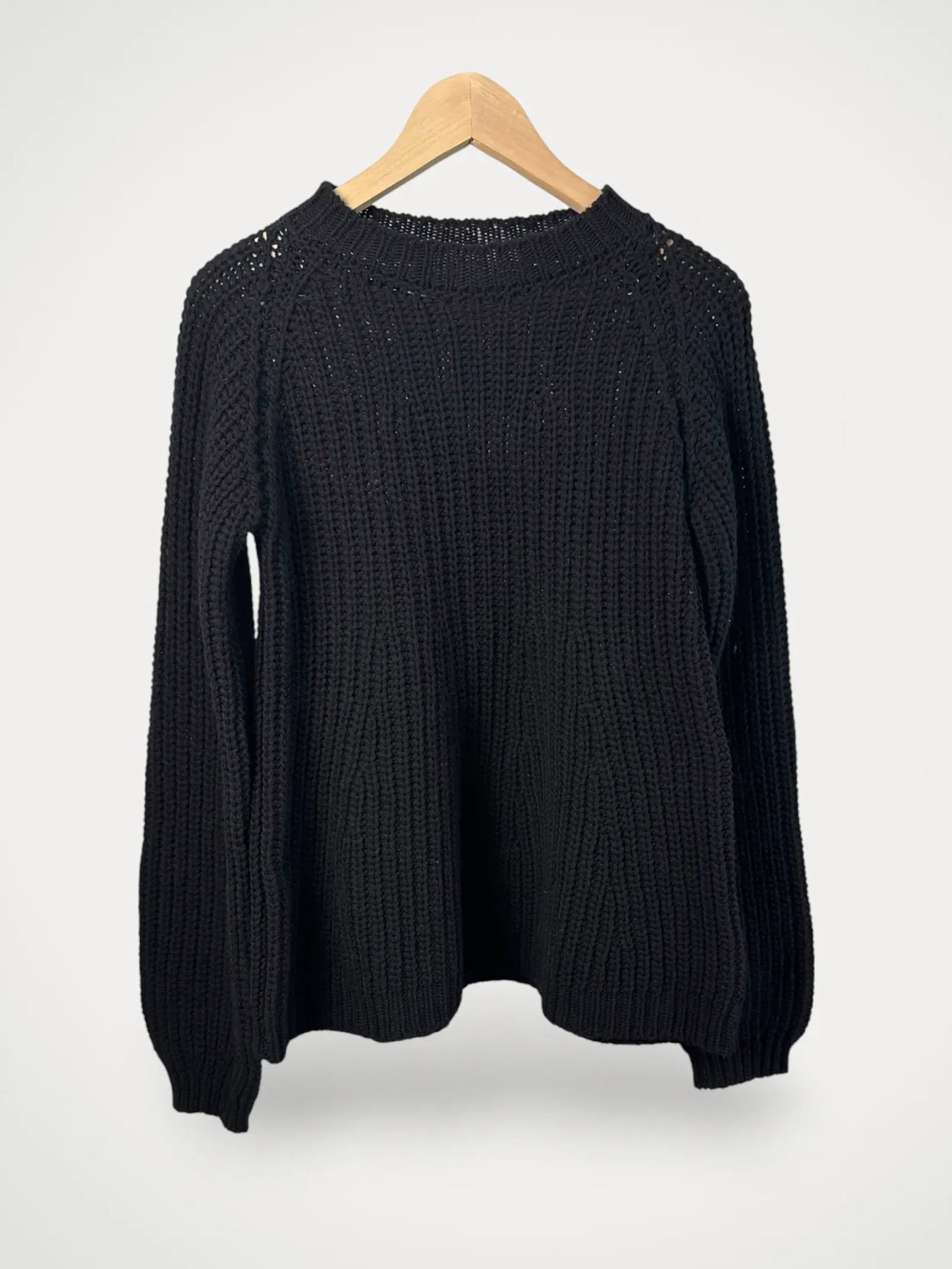 Teurn Studios Alra Black Sweater