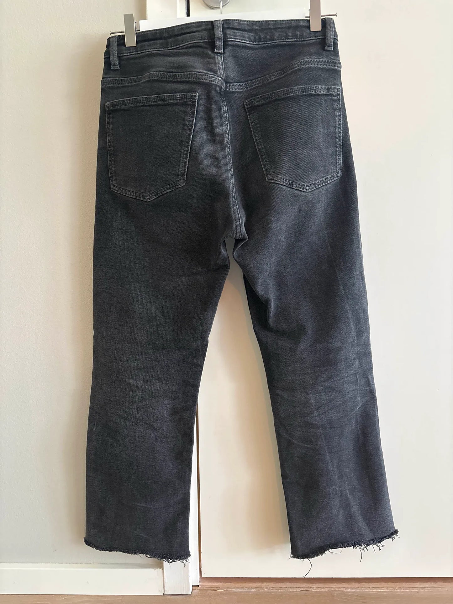 Arket Fern Cropped Utsvängda Stretchjeans Jeans