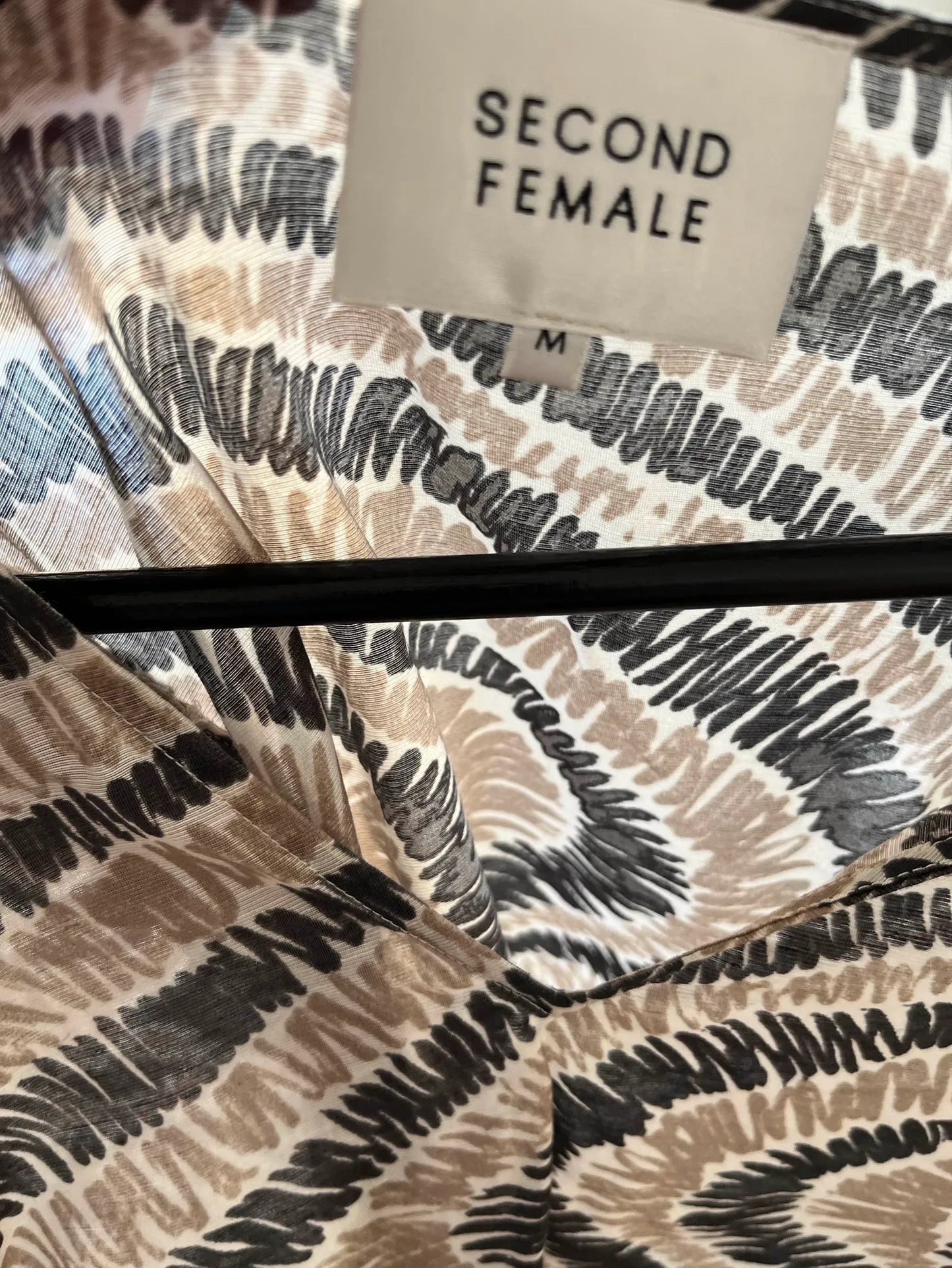Second Female Lilly Blouse