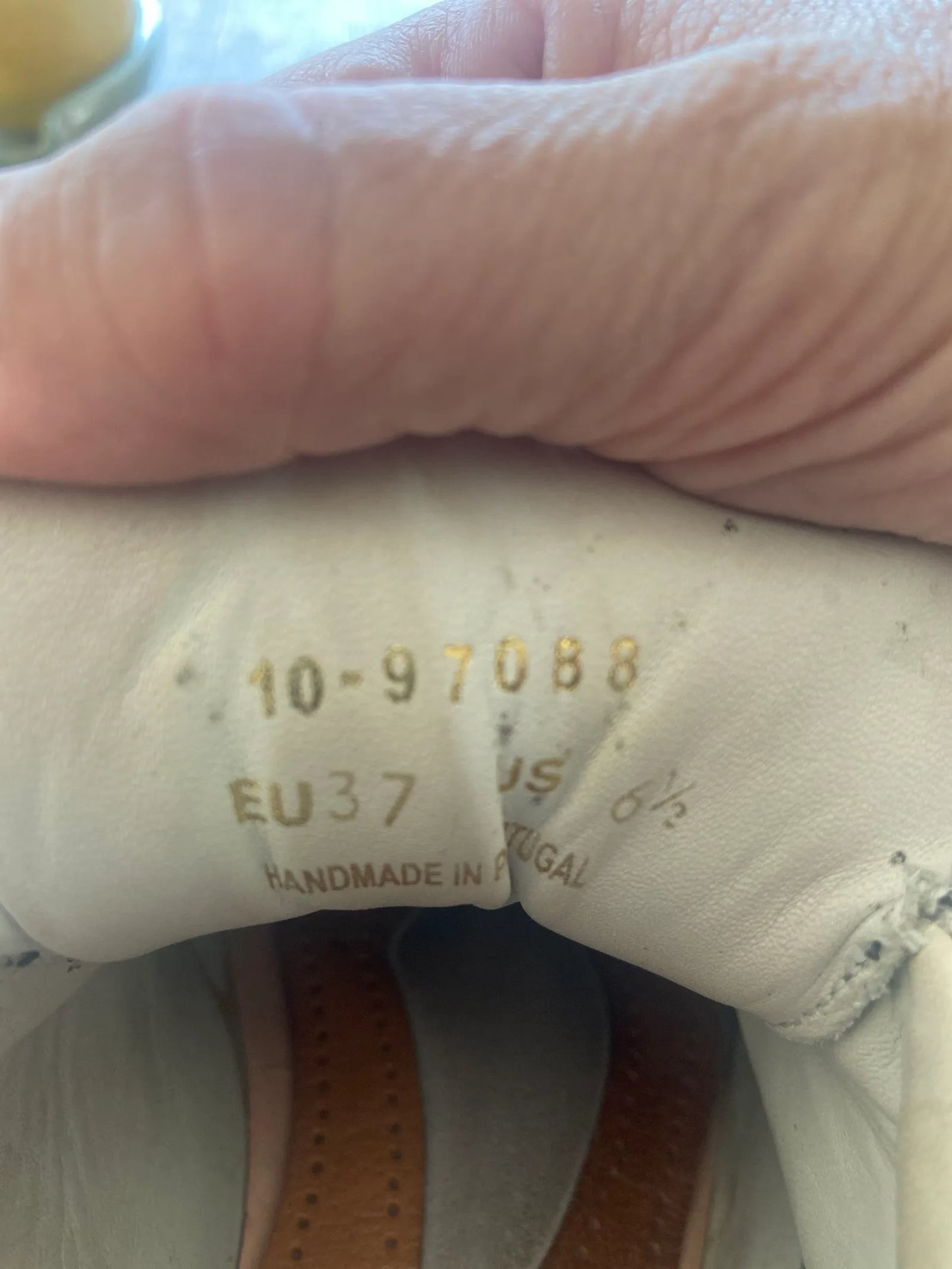 Axel Arigato Sneakers