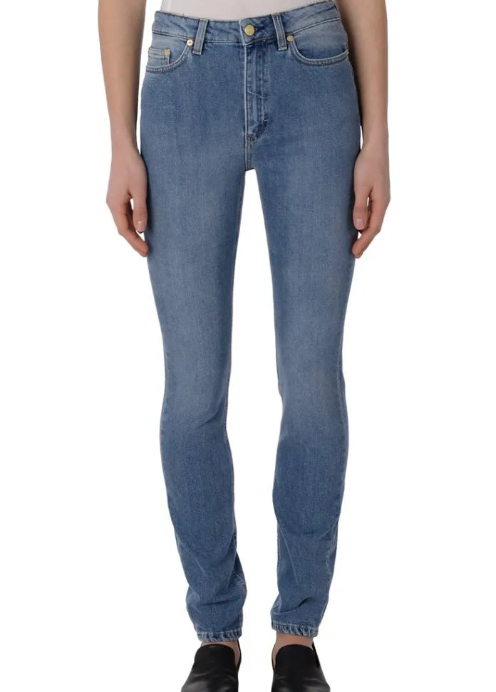 Filippa K Vicky Washed Jeans