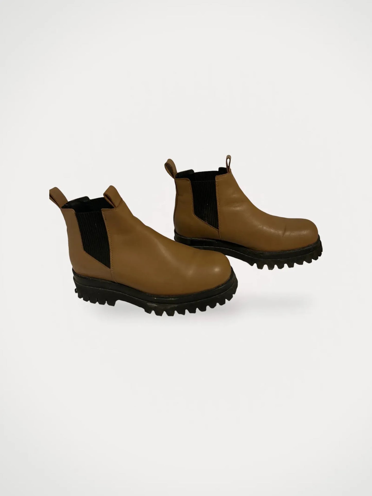 Cos Boots