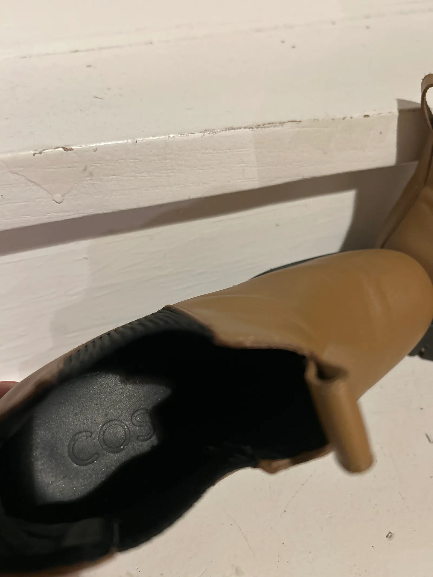 Cos Boots