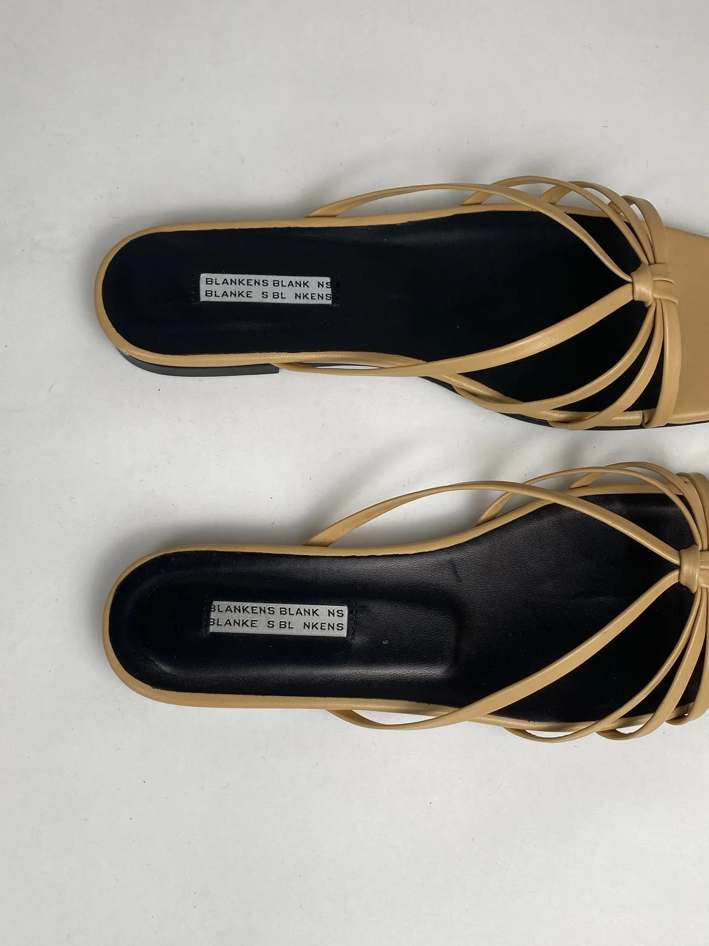 Blankens The Jennie Flat Beige Sandals