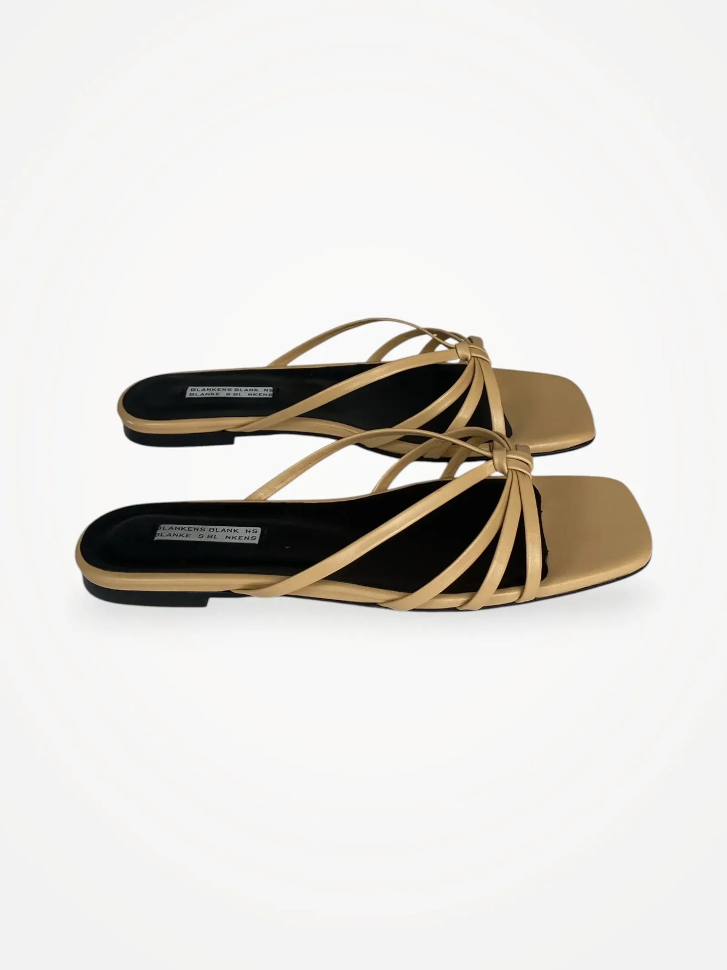 Blankens The Jennie Flat Beige Sandals
