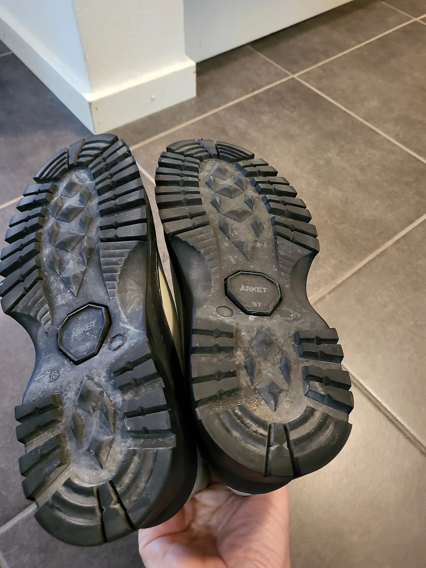 Arket Boots