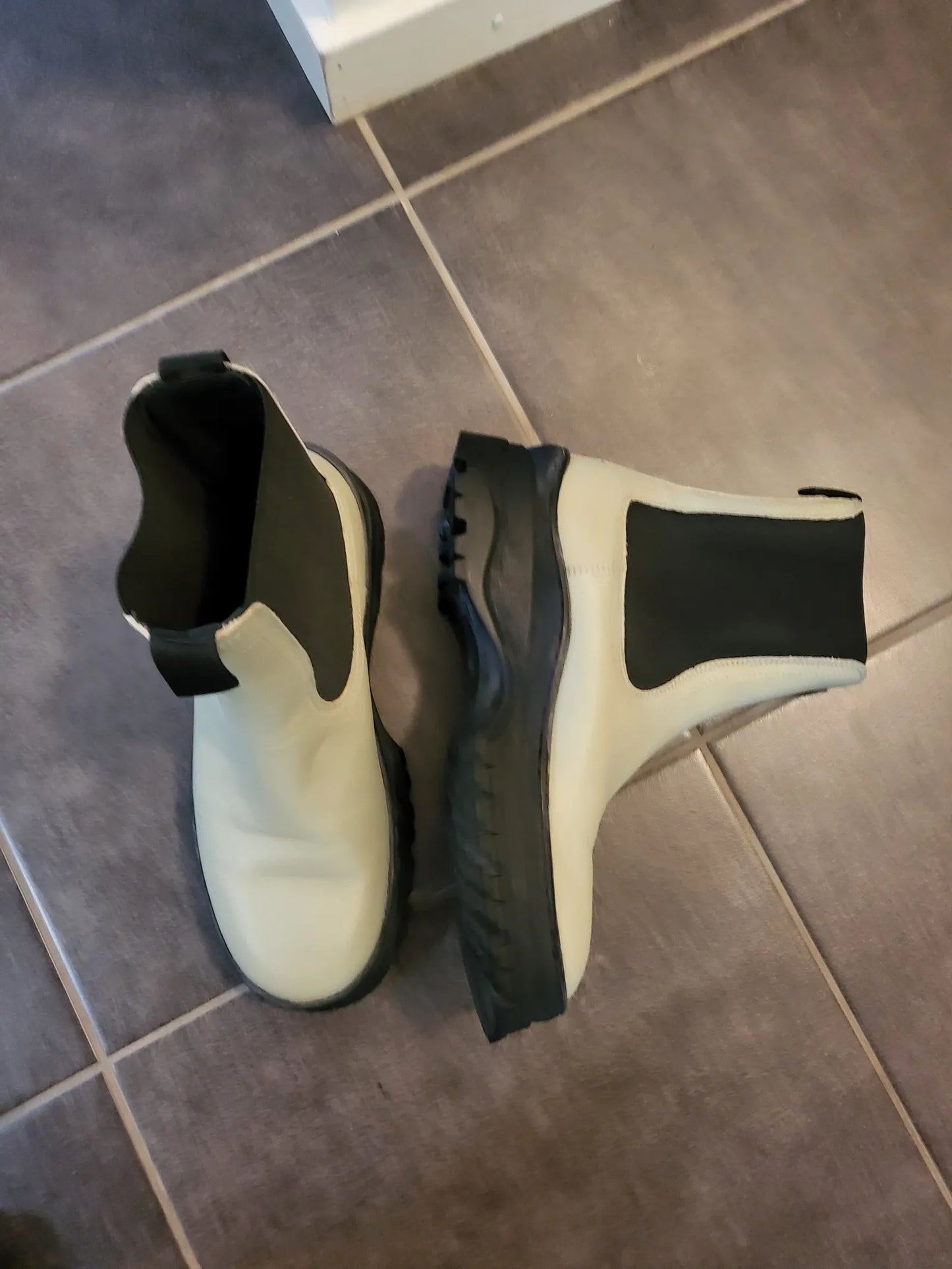 Arket Boots