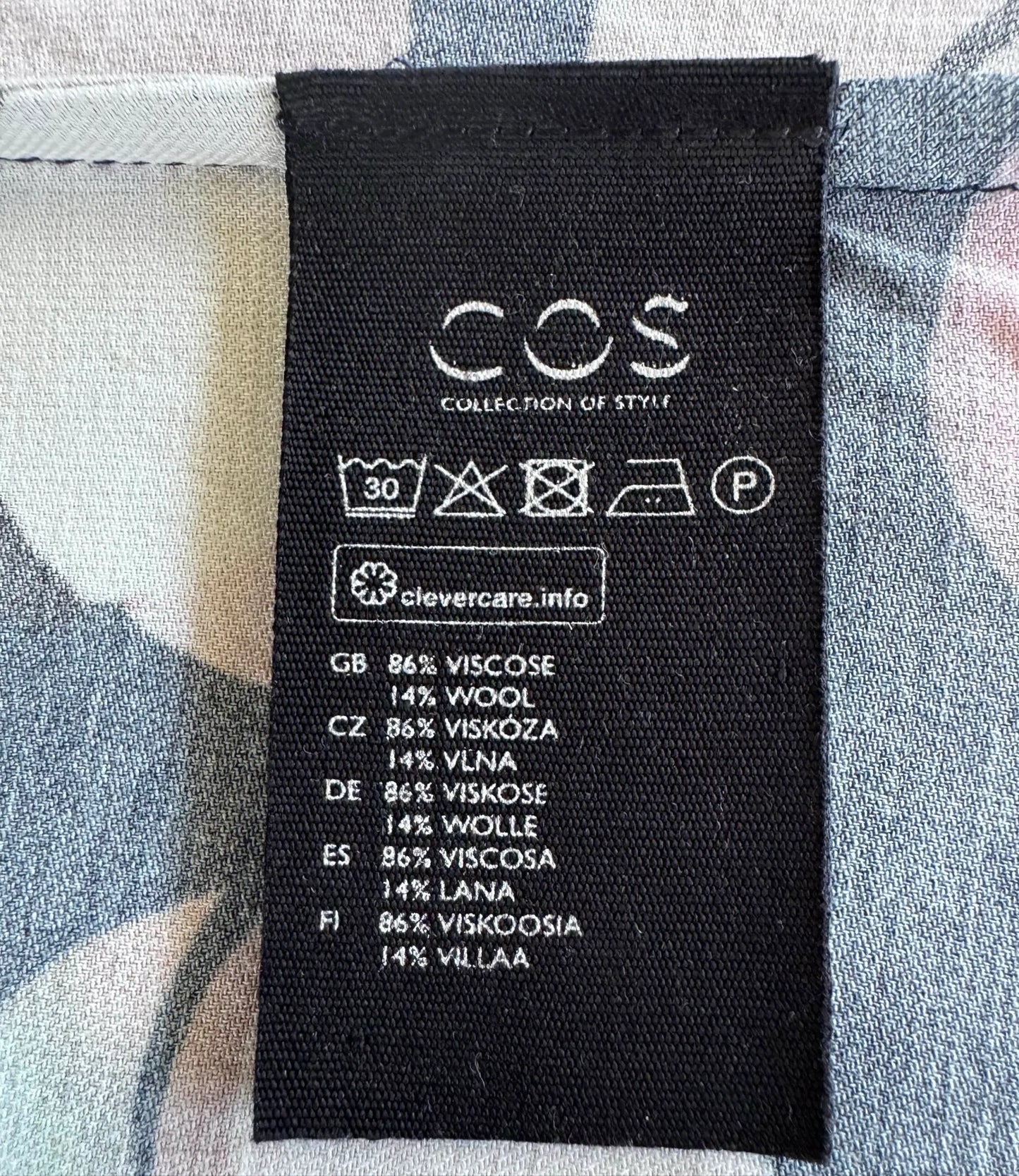 Cos Kleid
