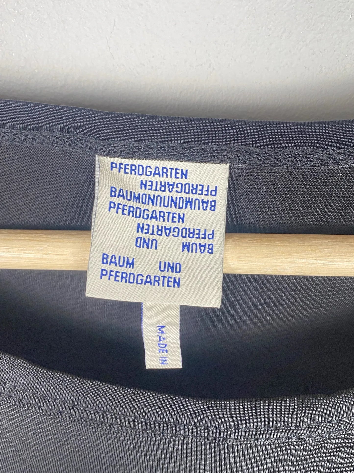 Baum und Pferdgarten Dress