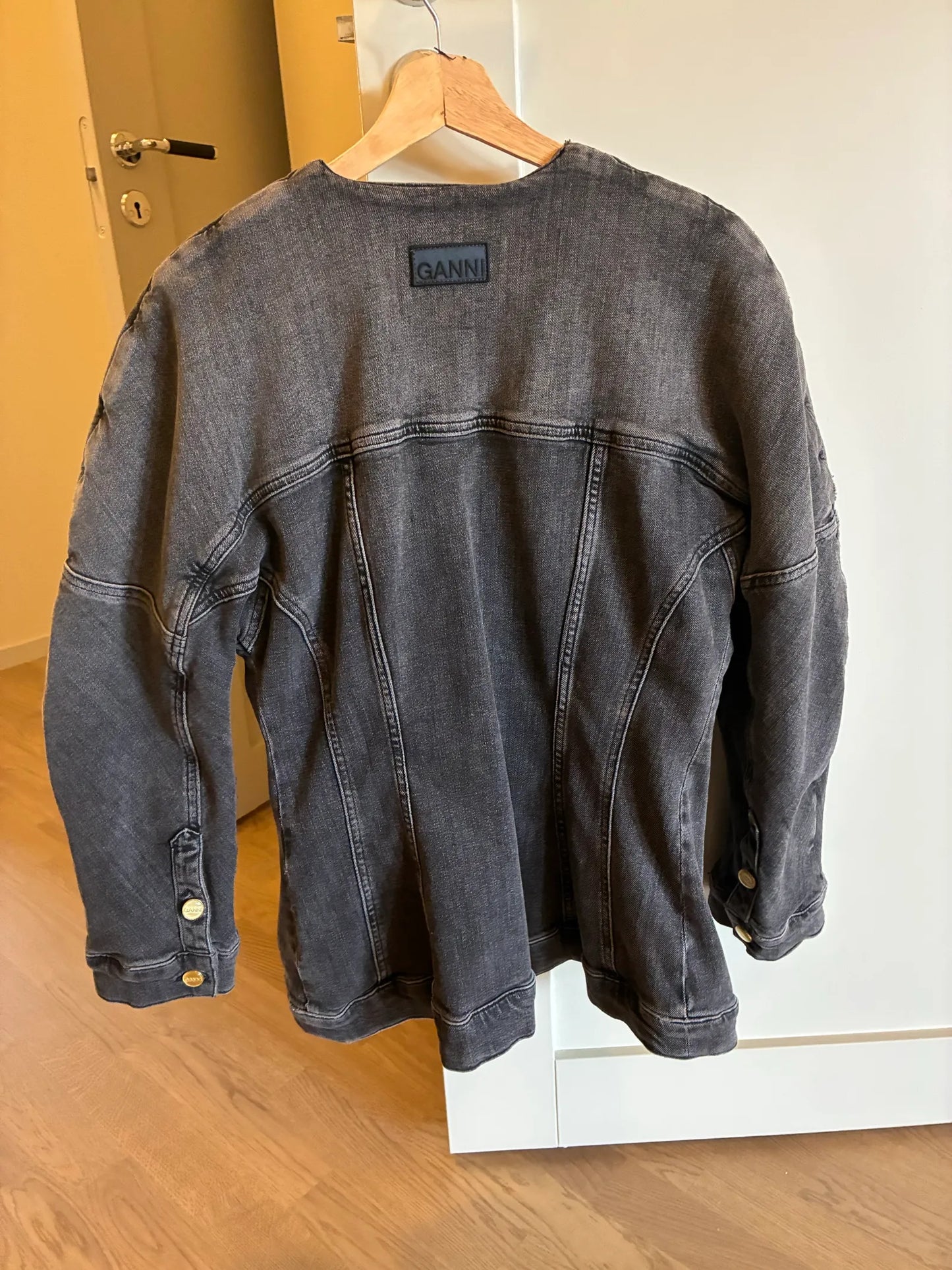 Ganni Jacke
