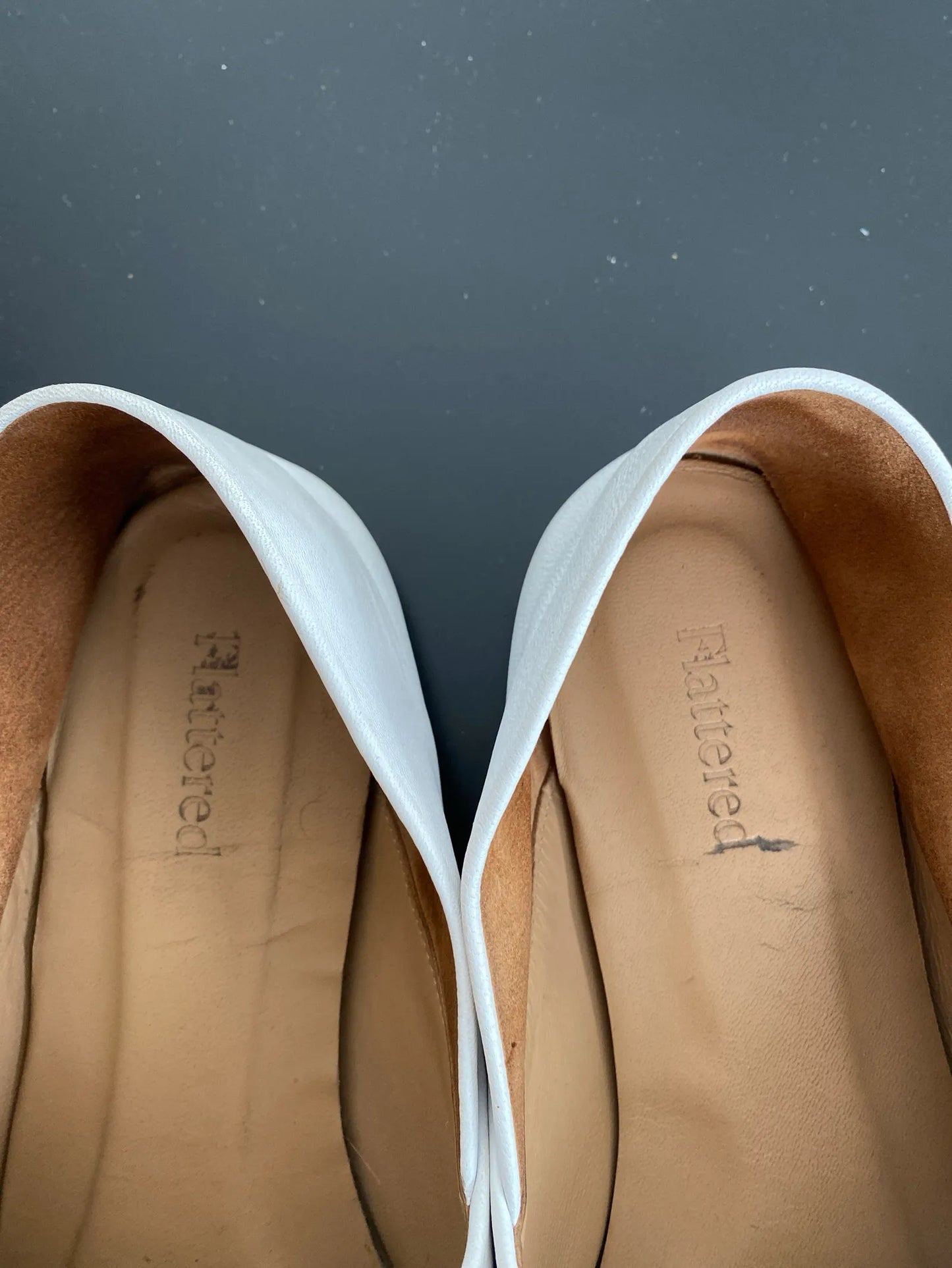 Flattered Pepper Leather White Ballet flats