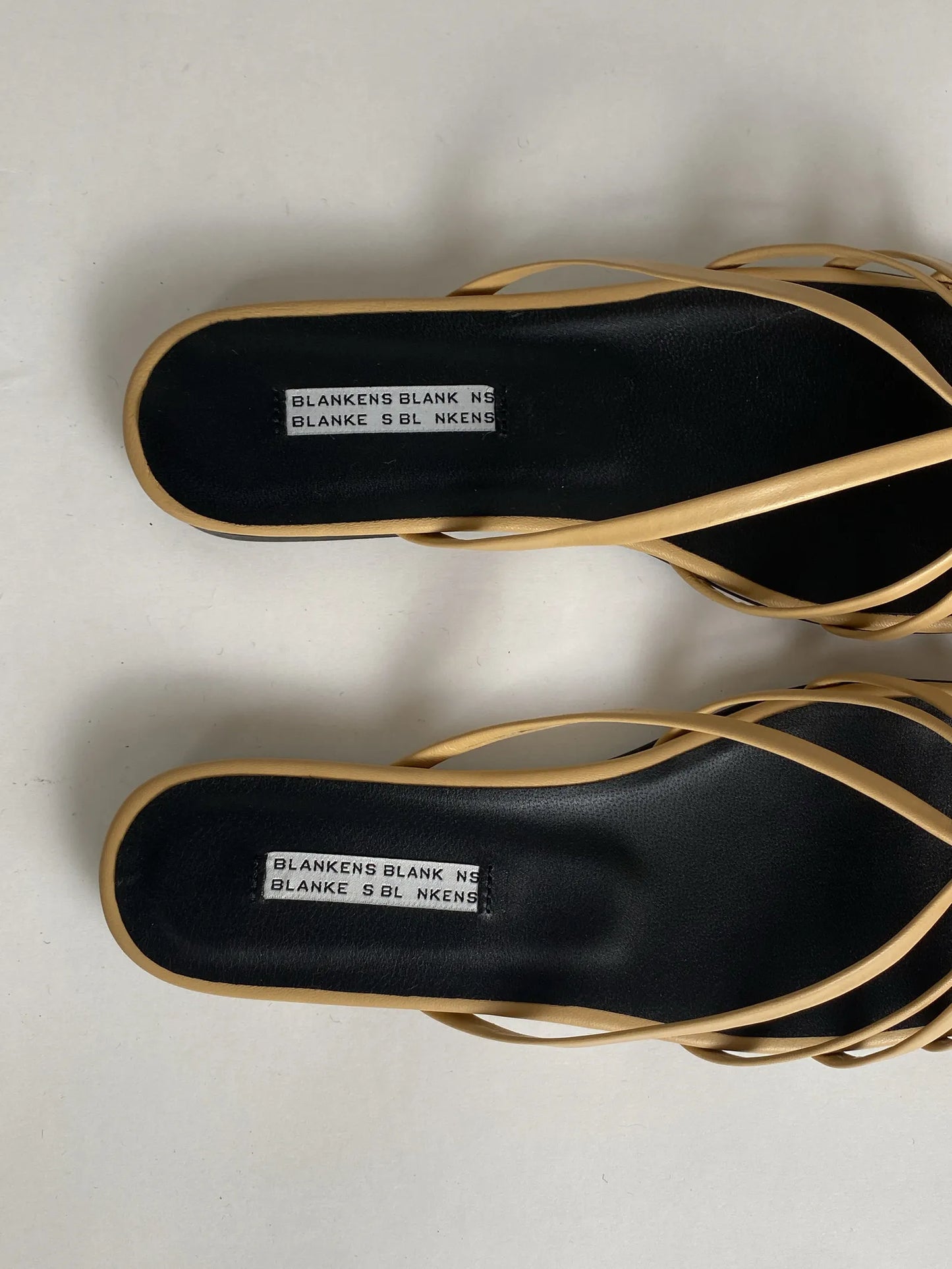 Blankens The Jennie Flat Beige Sandals