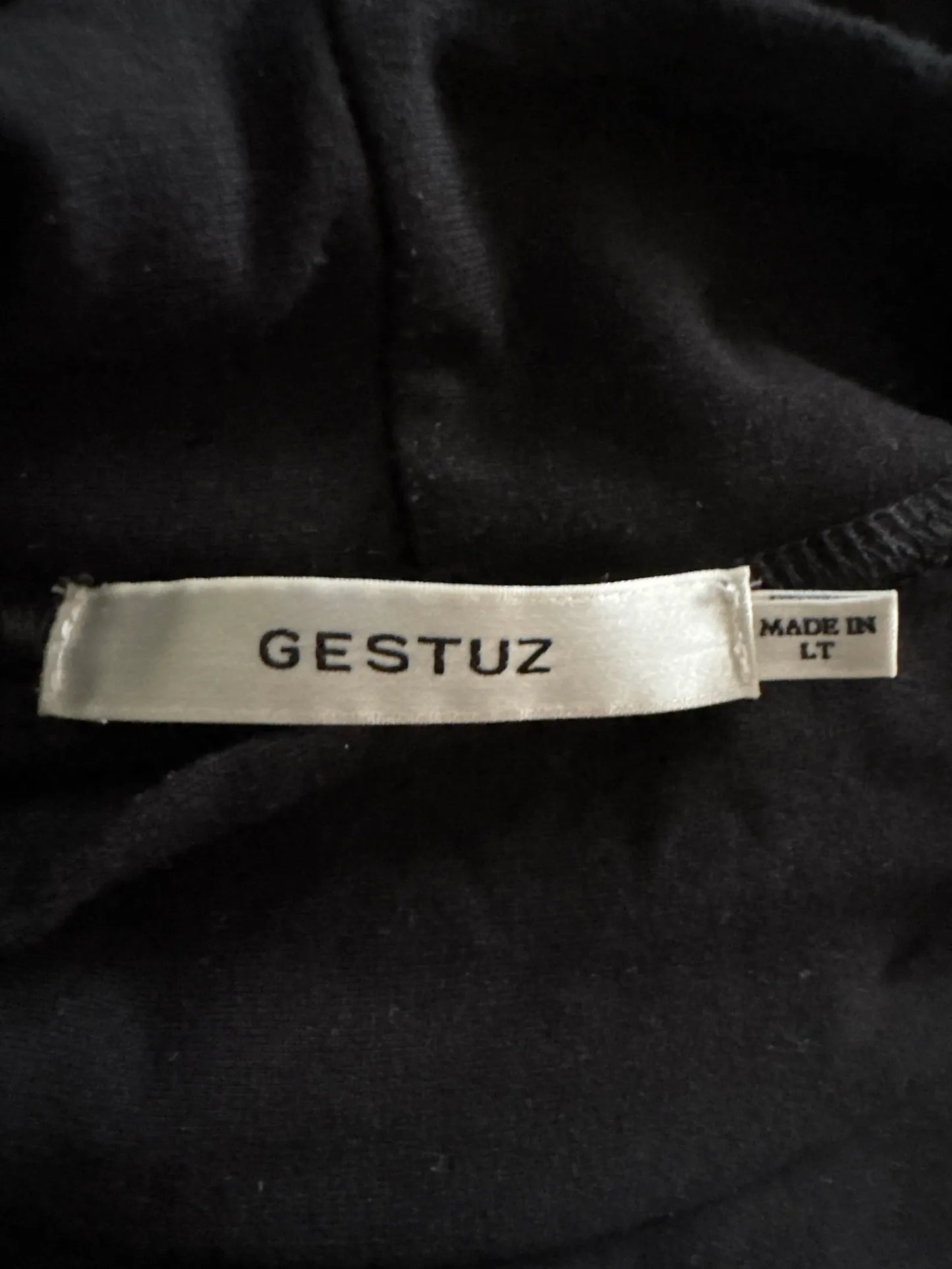 Gestuz Rollkragen