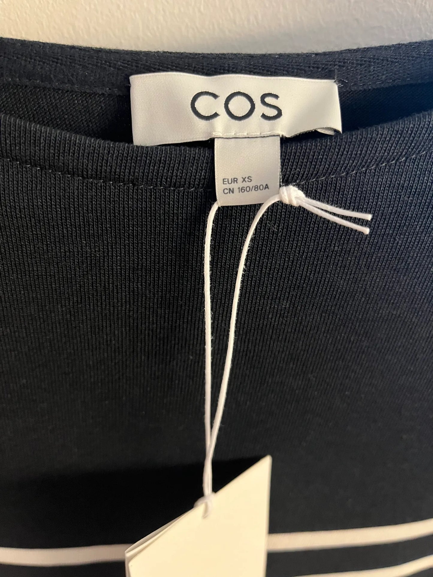 Cos Kleid