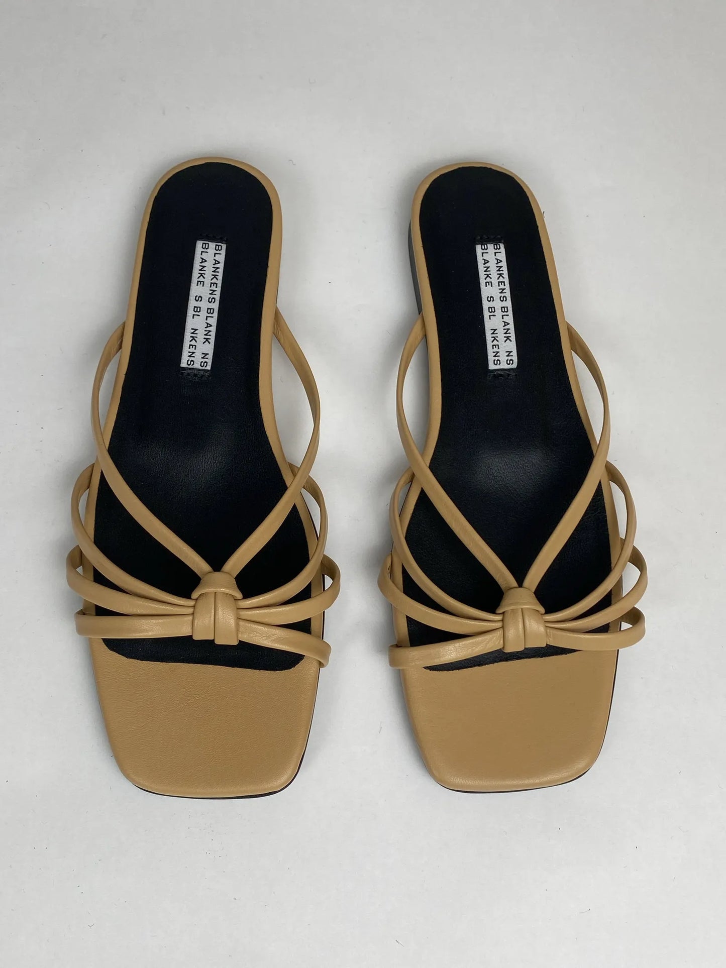 Blankens The Jennie Flat Beige Sandals