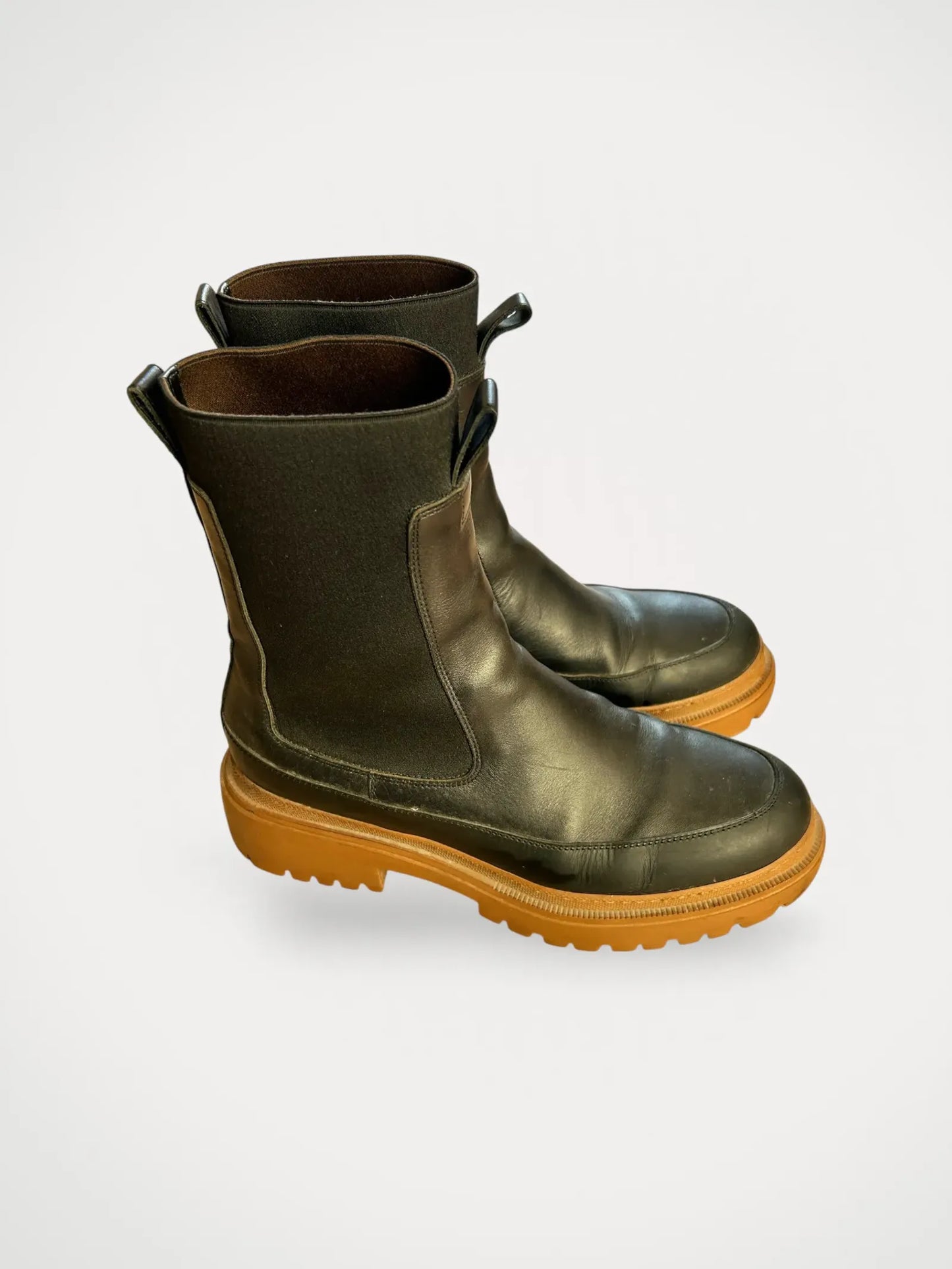 Arket Chunky Leather Boots