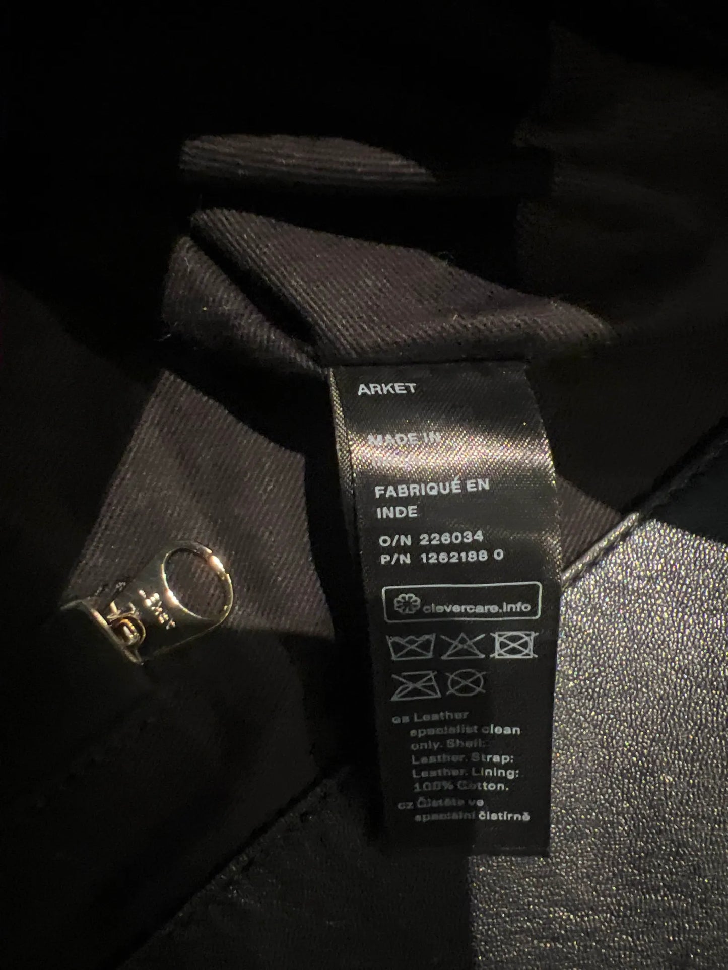 Arket Shoulder bag