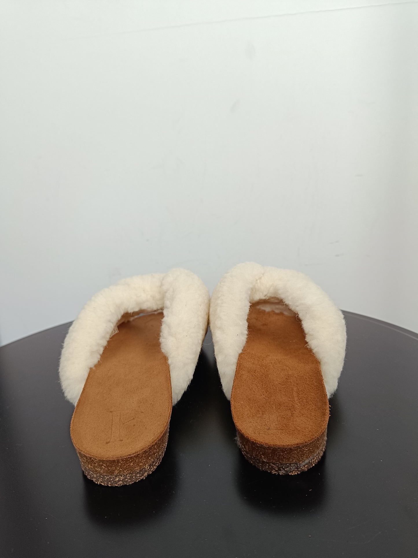 Flattered Lou Creme Teddy Sandalen