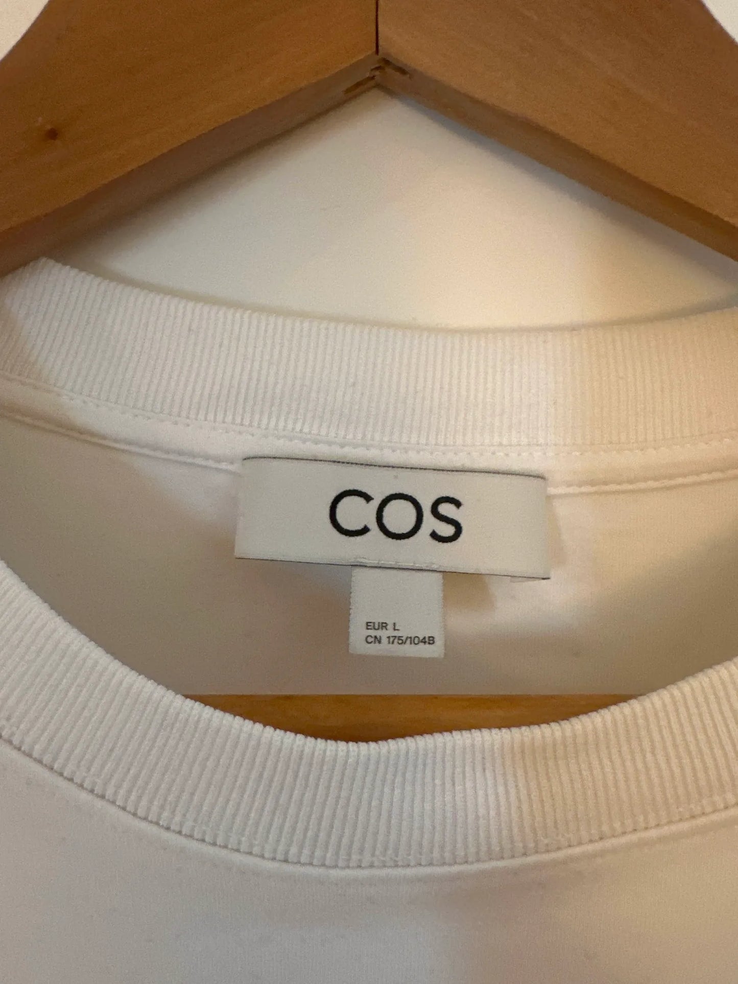 Cos T-Shirt