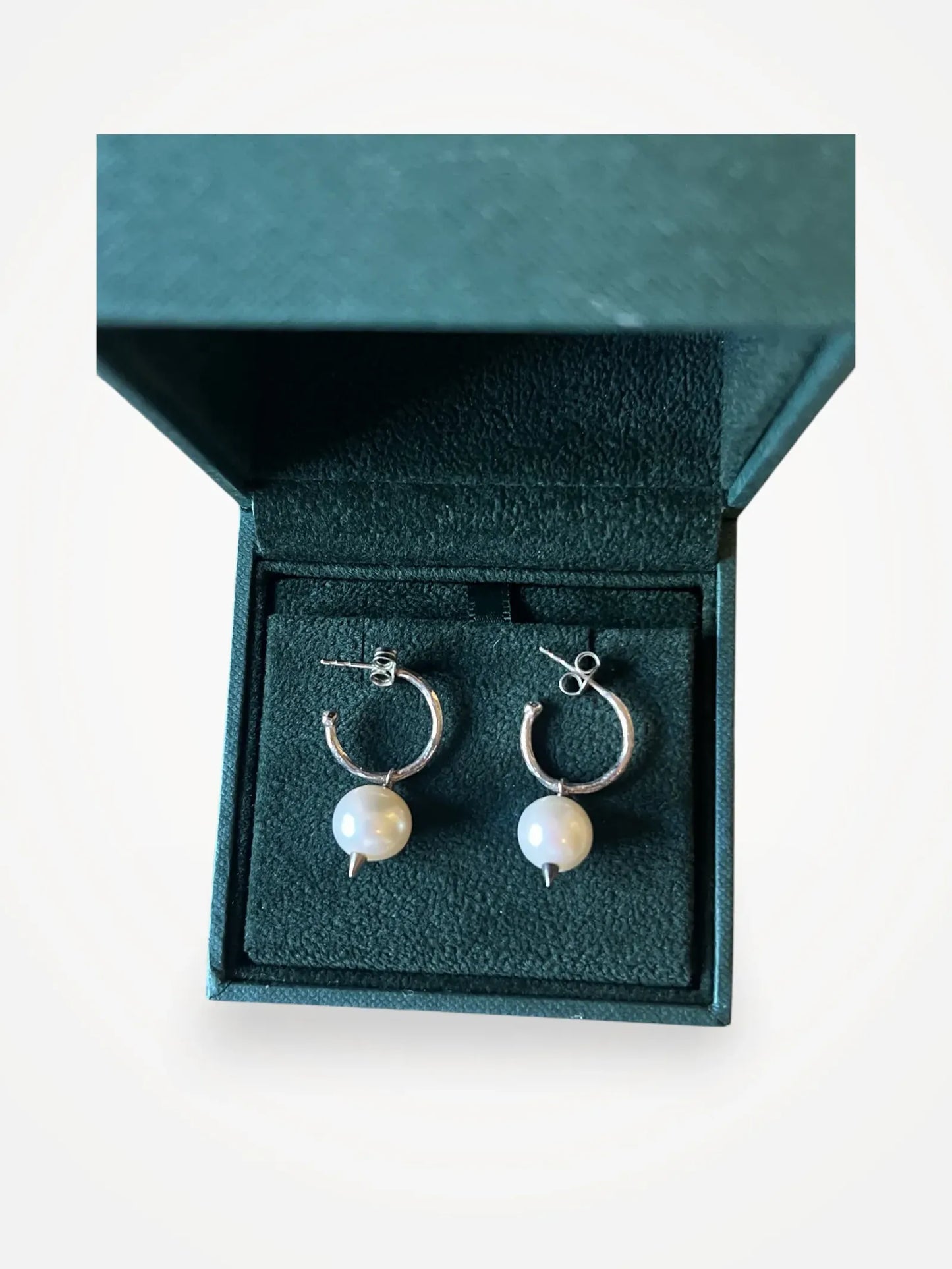 Maria Nilsdotter Pierces Pearl Earring Earring