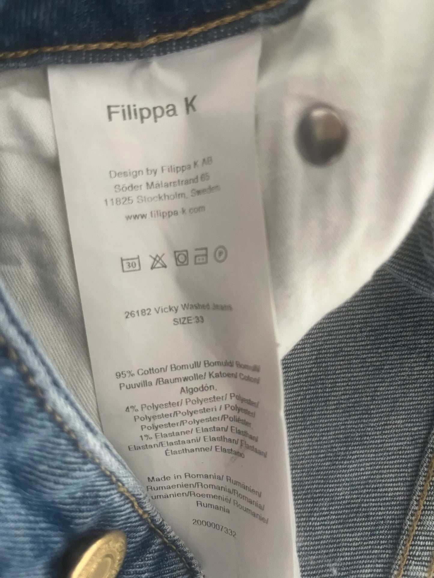Filippa K Vicky Washed Jeans
