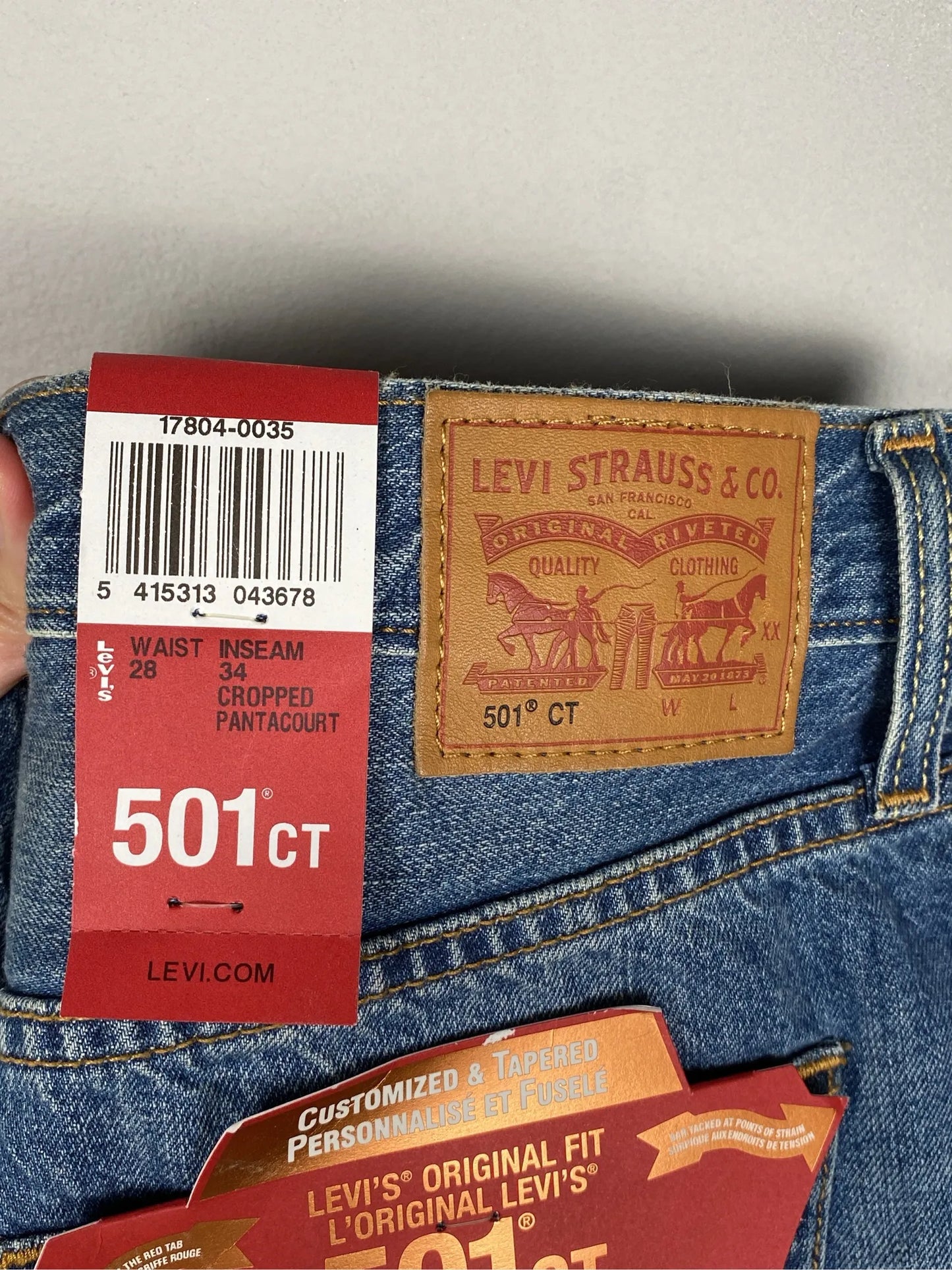 Levi's 501 Cropped Jeans