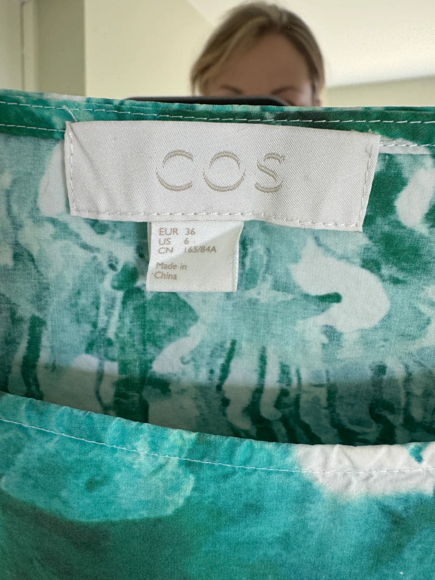 Cos Kleid