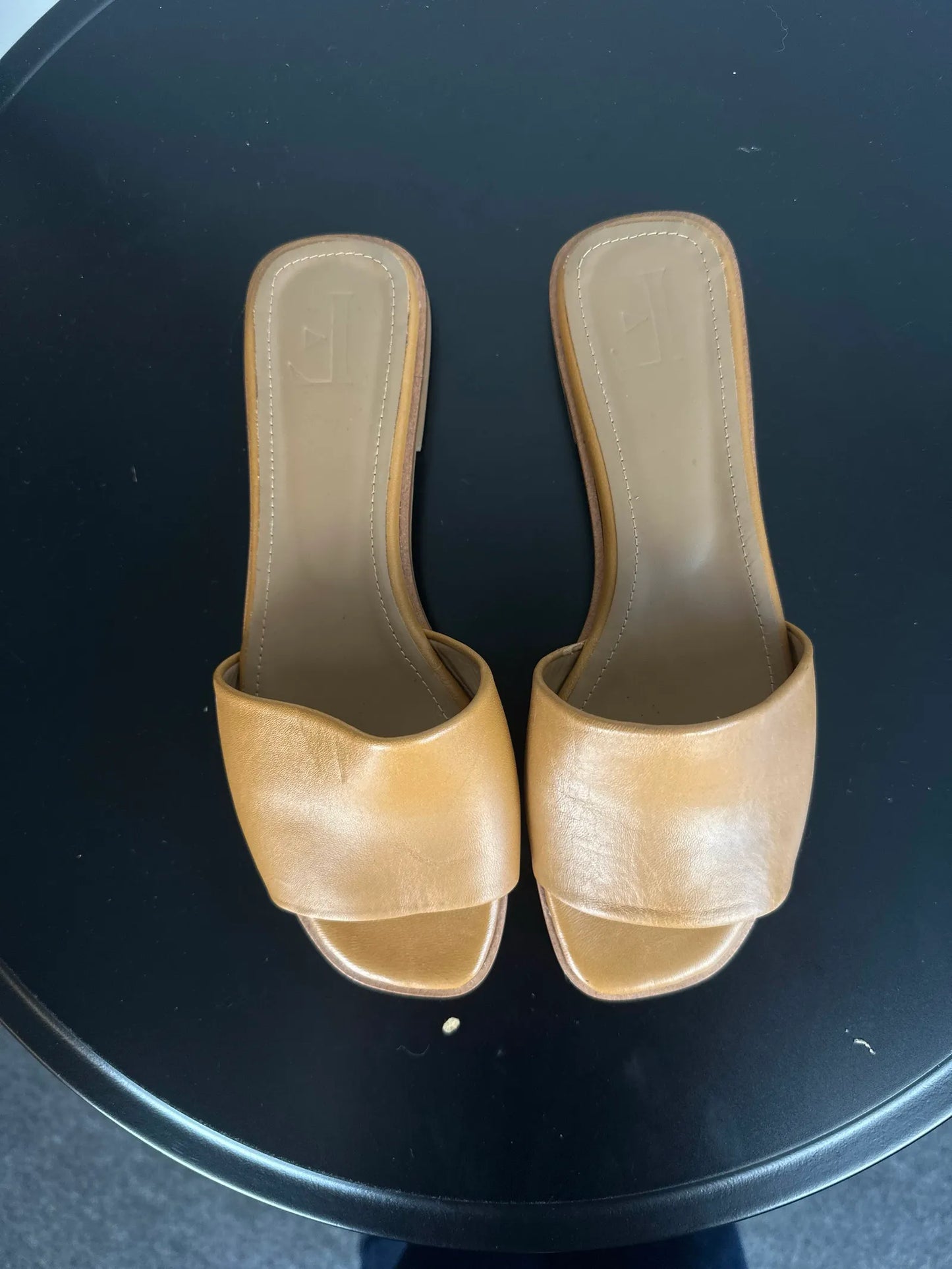 Flattered Mouna Leather Cognac Sandals