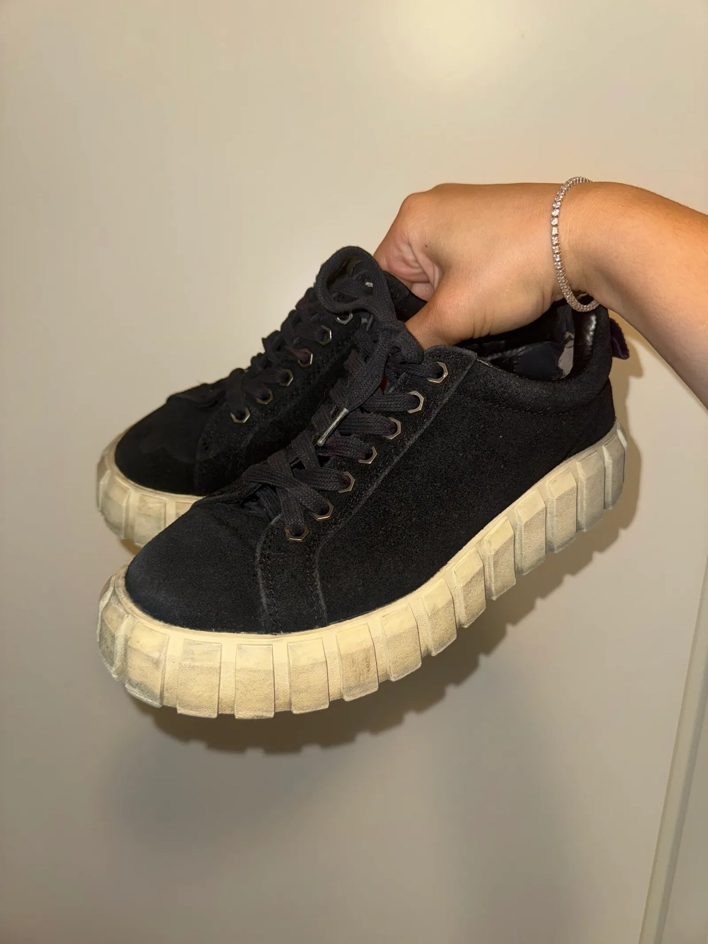 Eytys Odessa Suede Black Sneakers