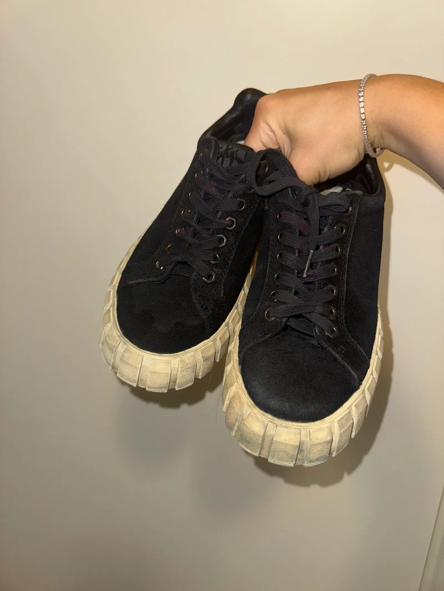 Eytys Odessa Suede Black Sneakers