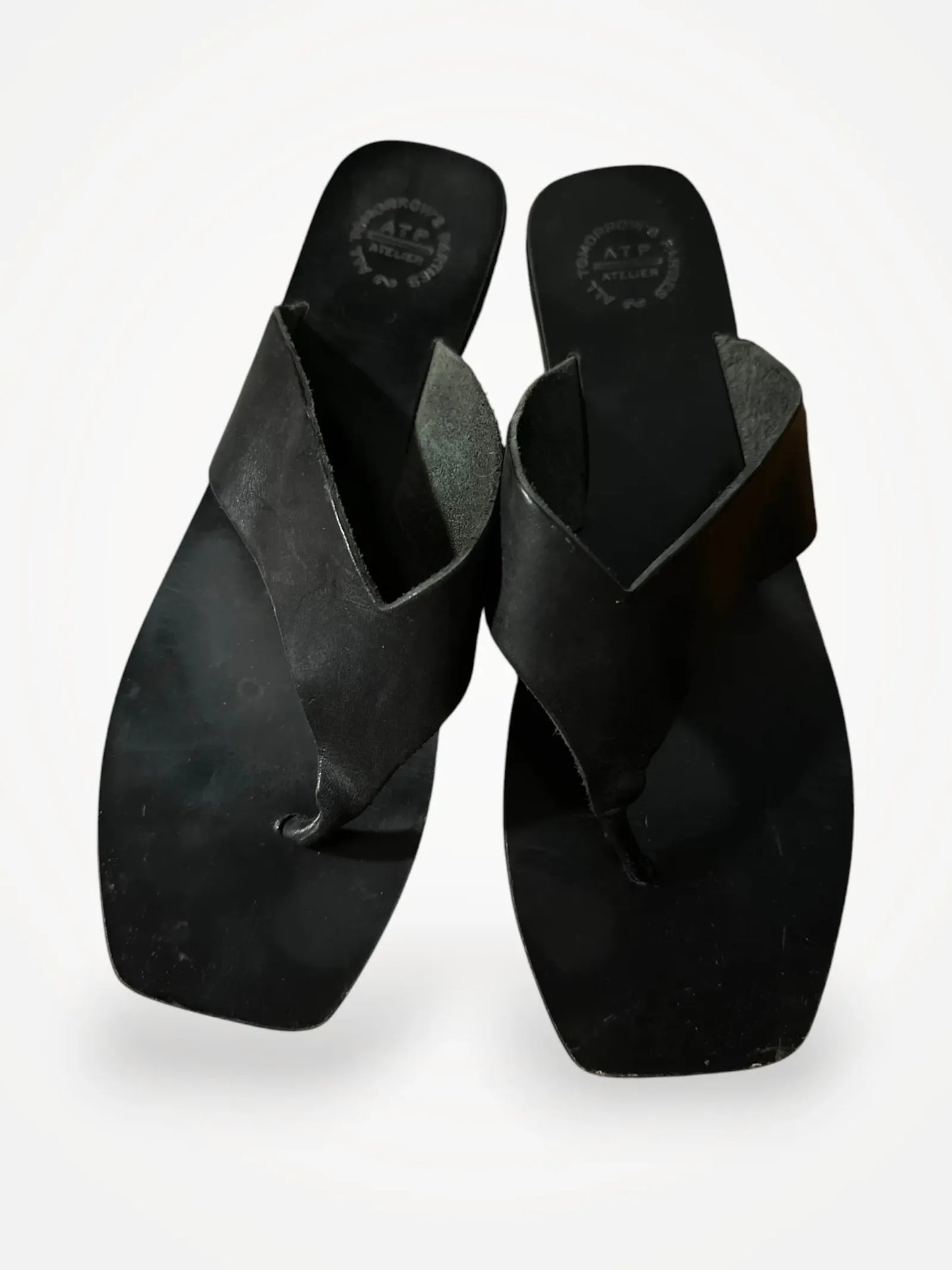 ATP Atelier Flip-flops