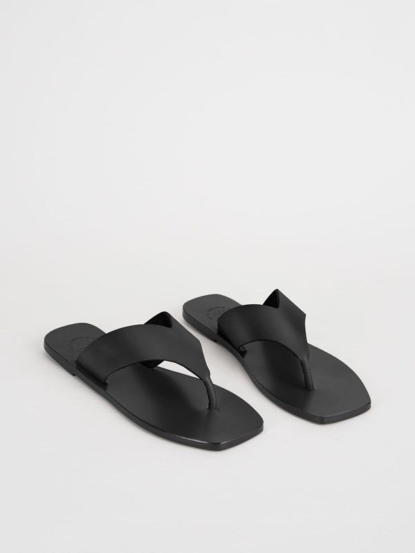 ATP Atelier Flip-flops