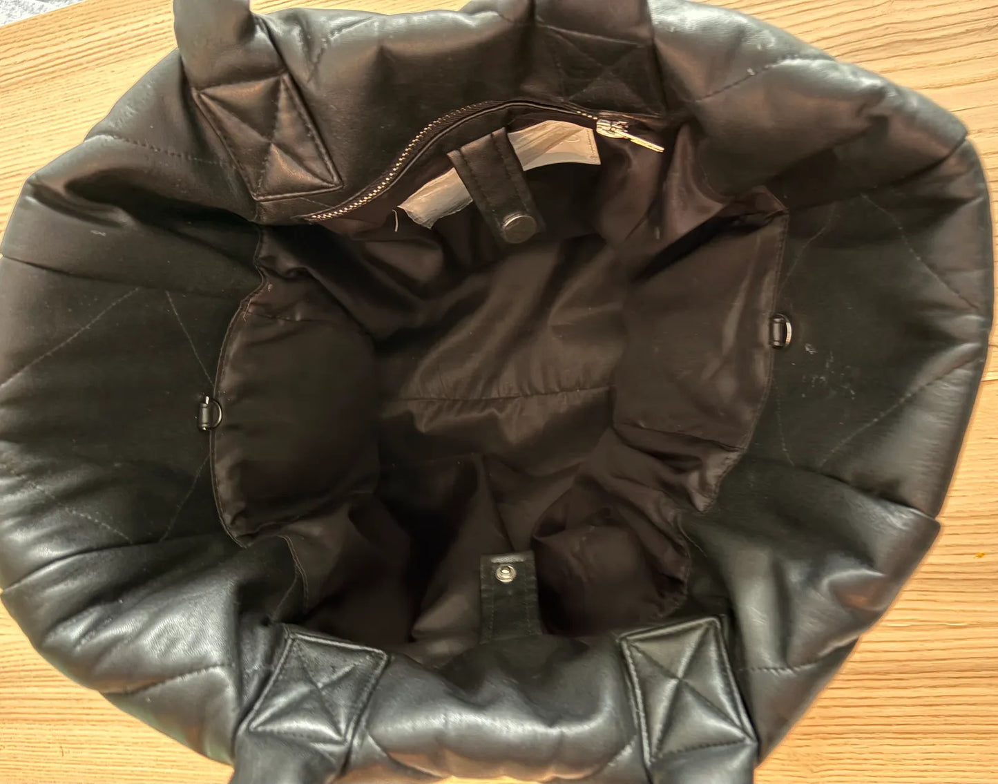 Stand Studio Assante Diamond Bag