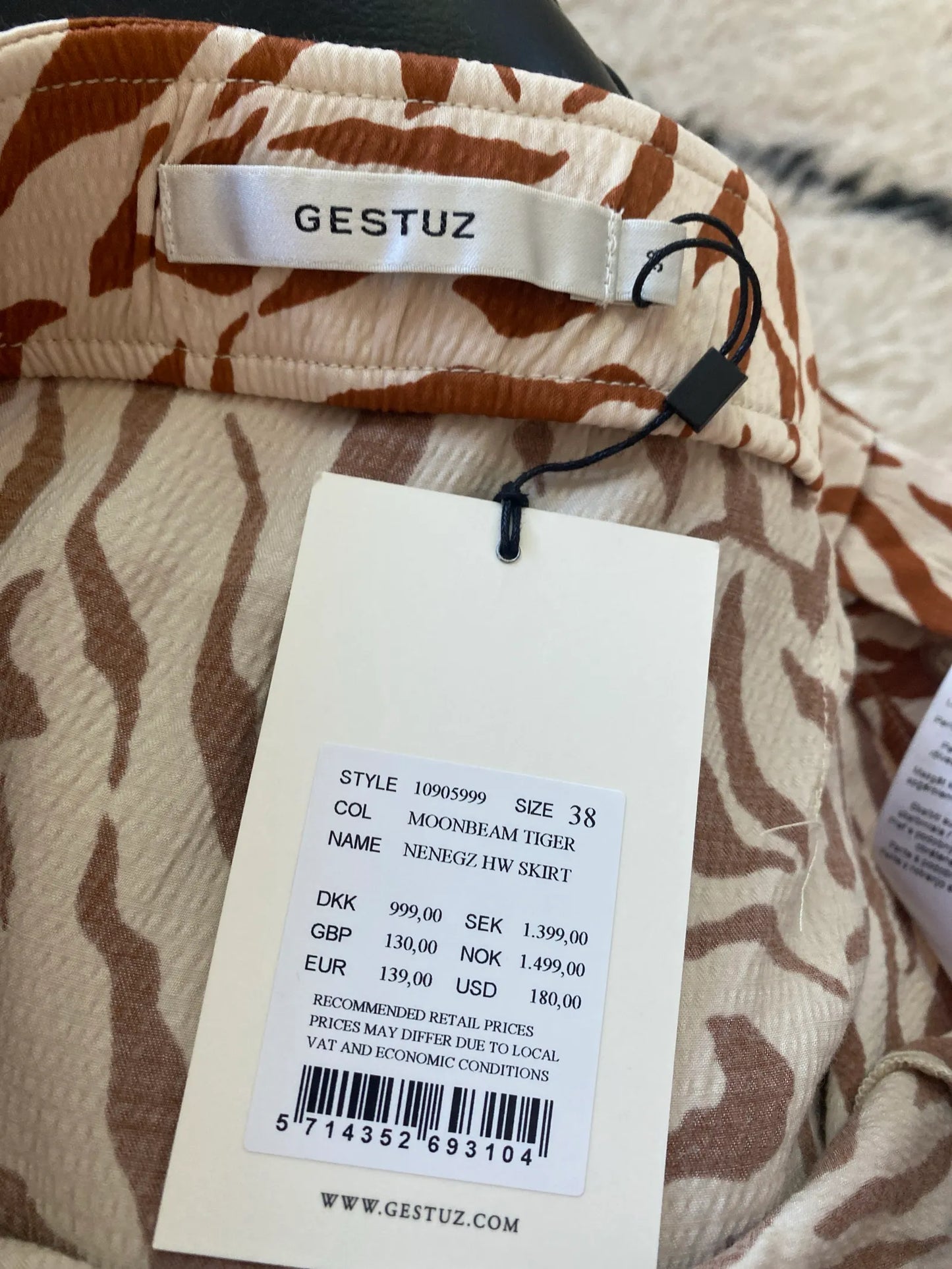 Gestuz Rock
