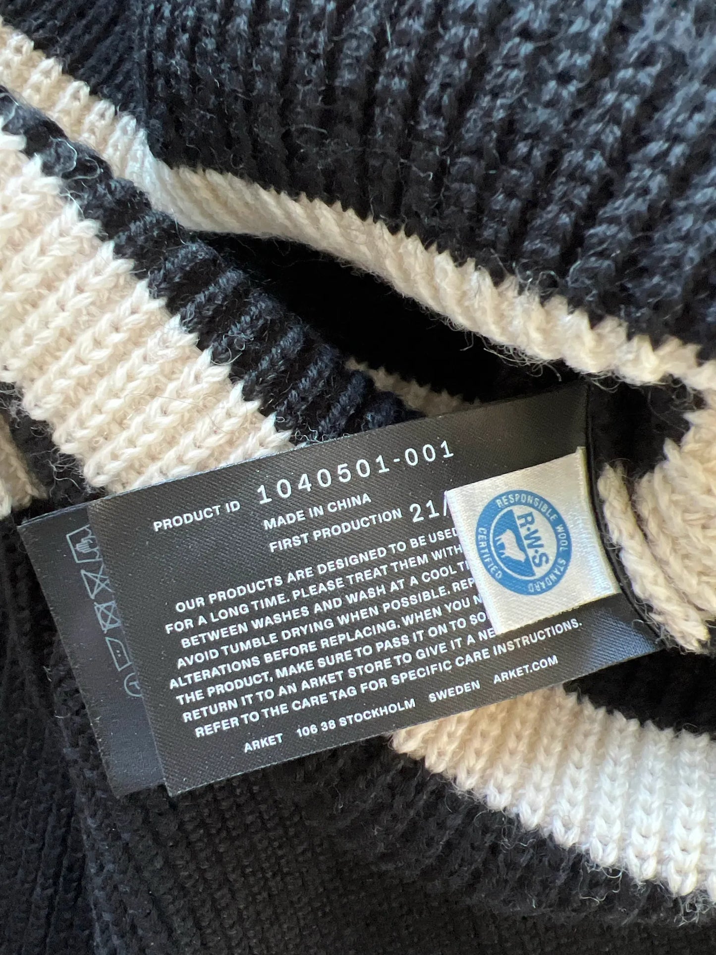 Arket 1040501-001 Sweater