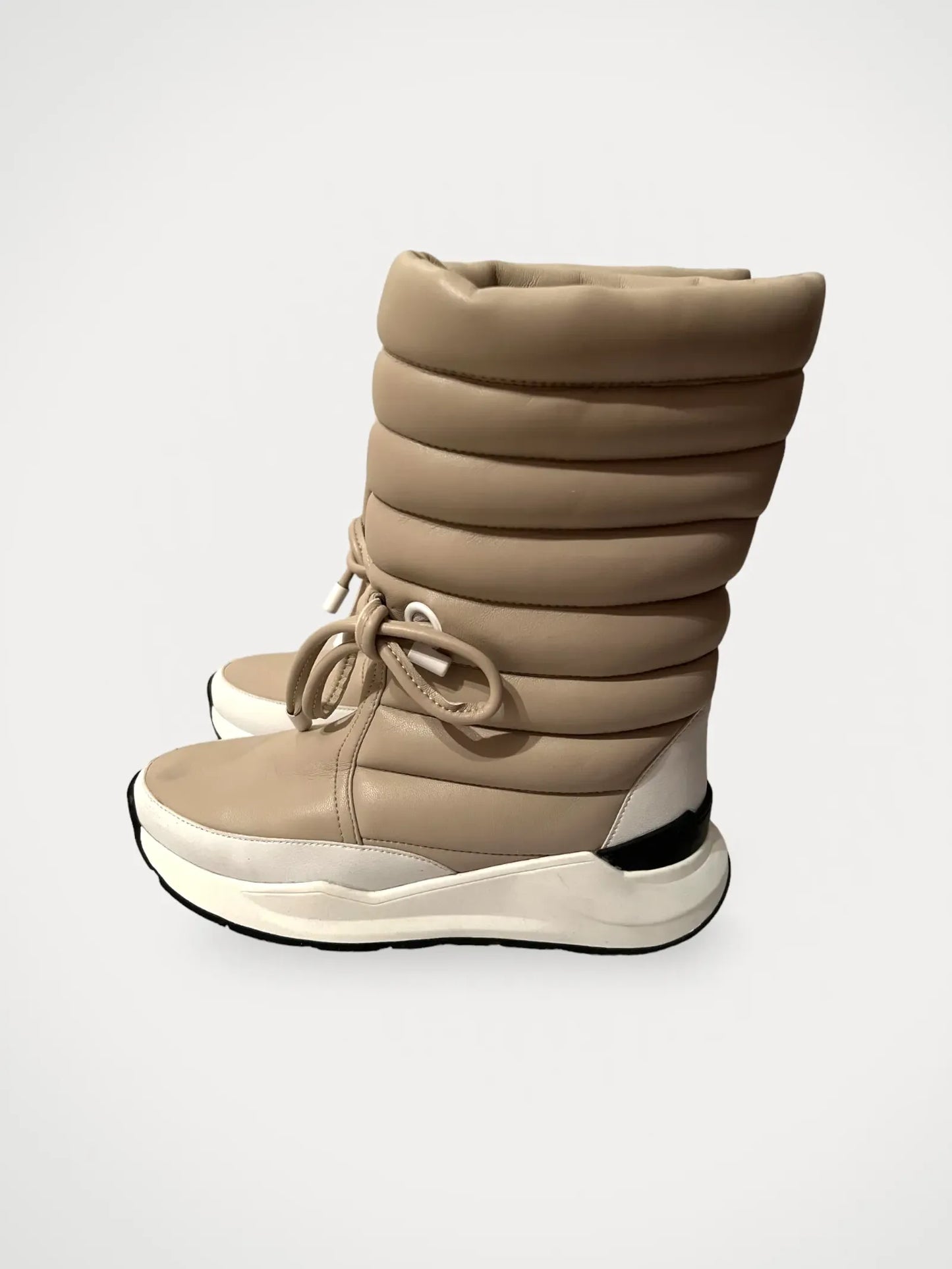 Rodebjer Dora Puffy White Boots