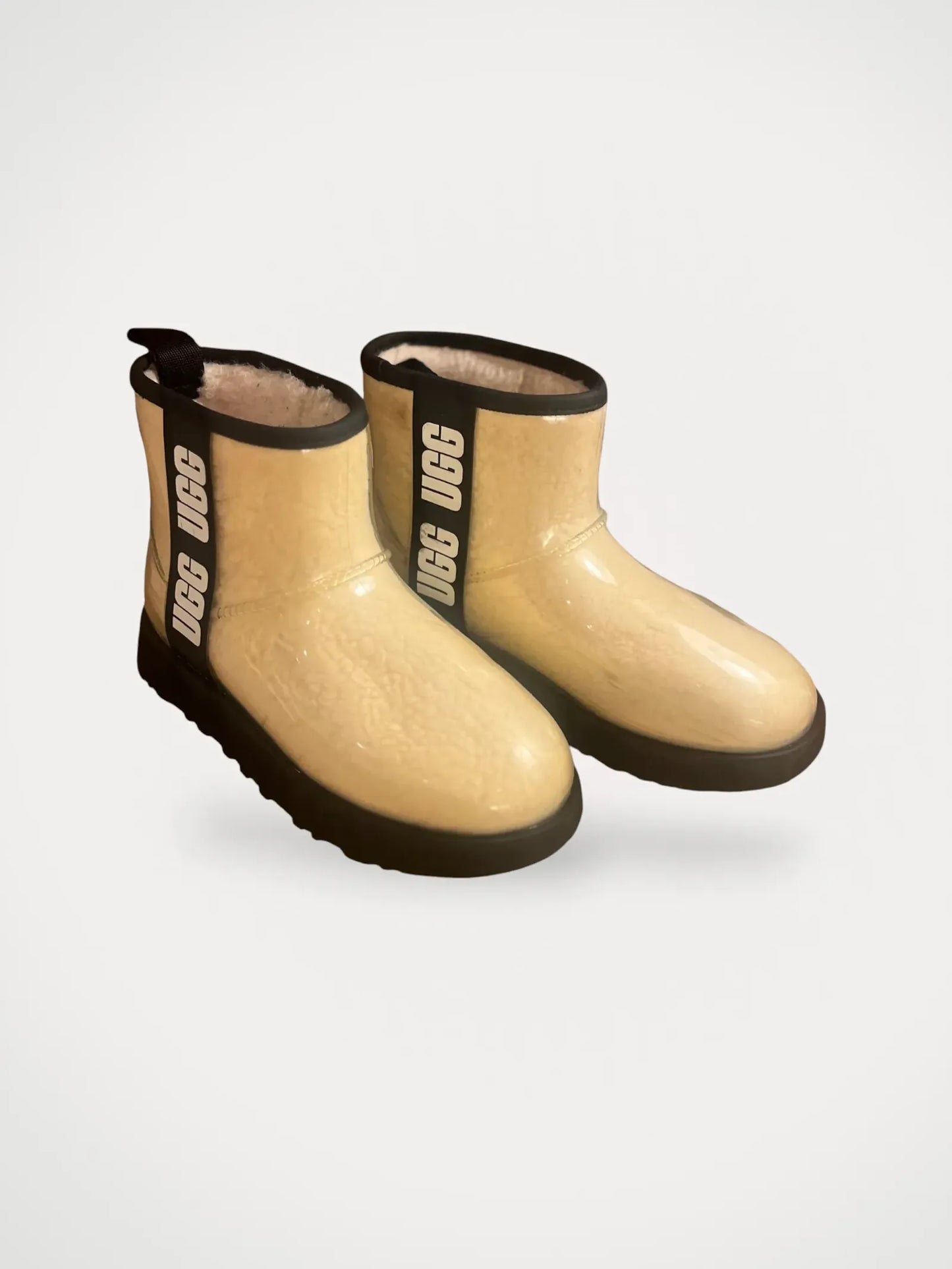 UGG Classic Clear Mini Stiefel