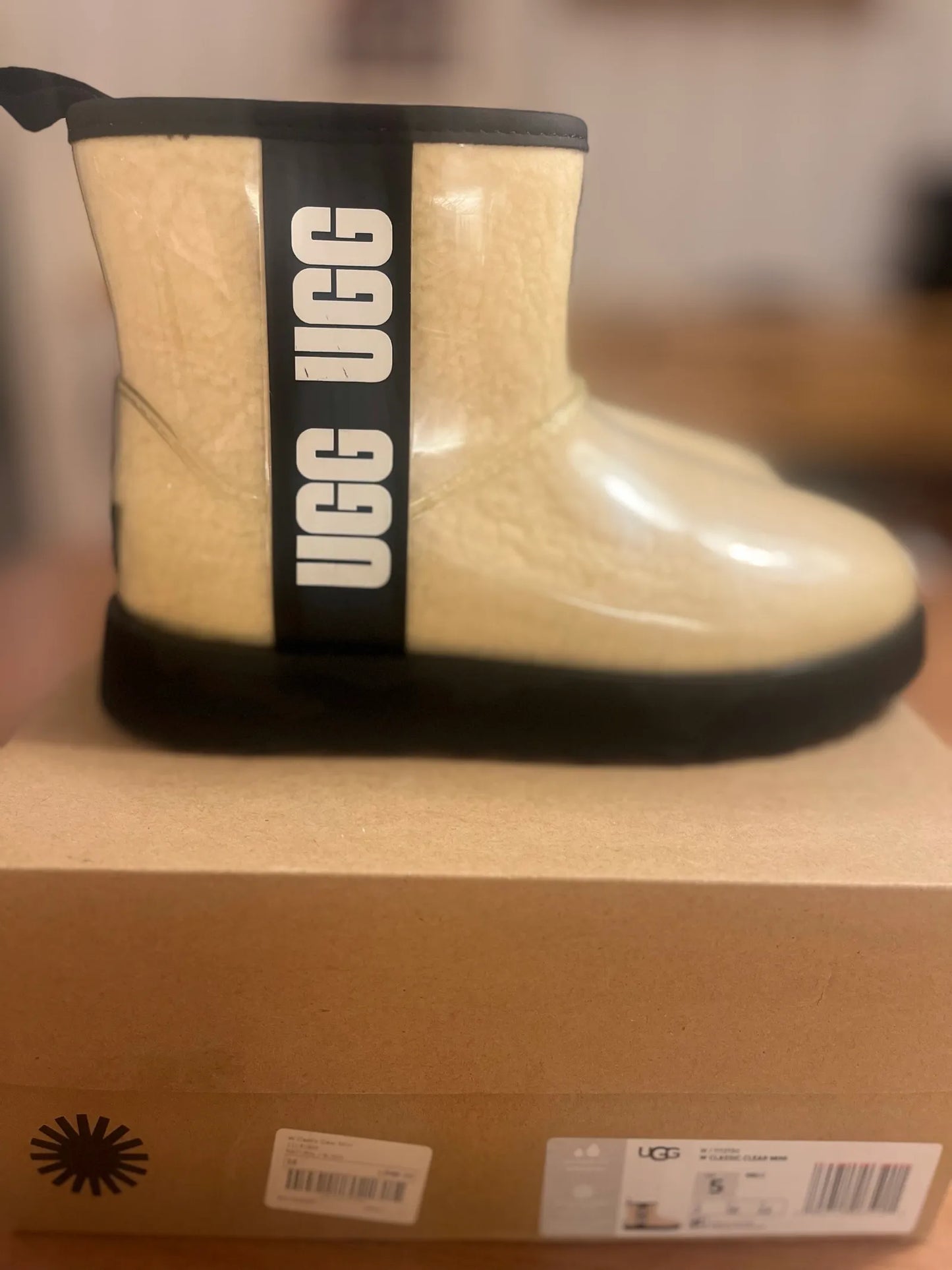 UGG Classic Clear Mini Stiefel