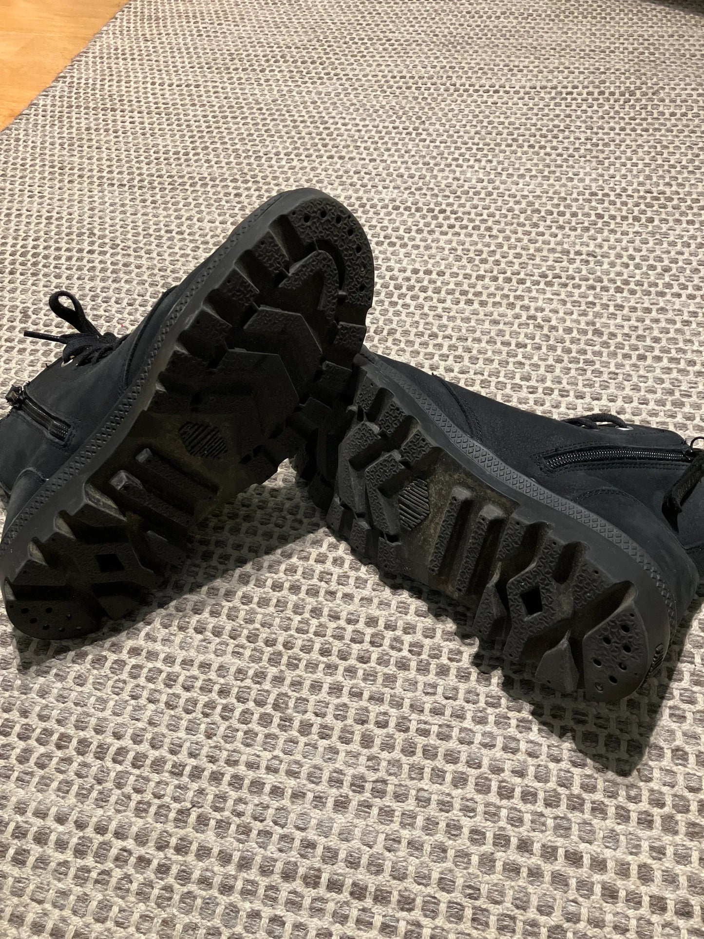 Palladium Pampa Hi Zip Boots
