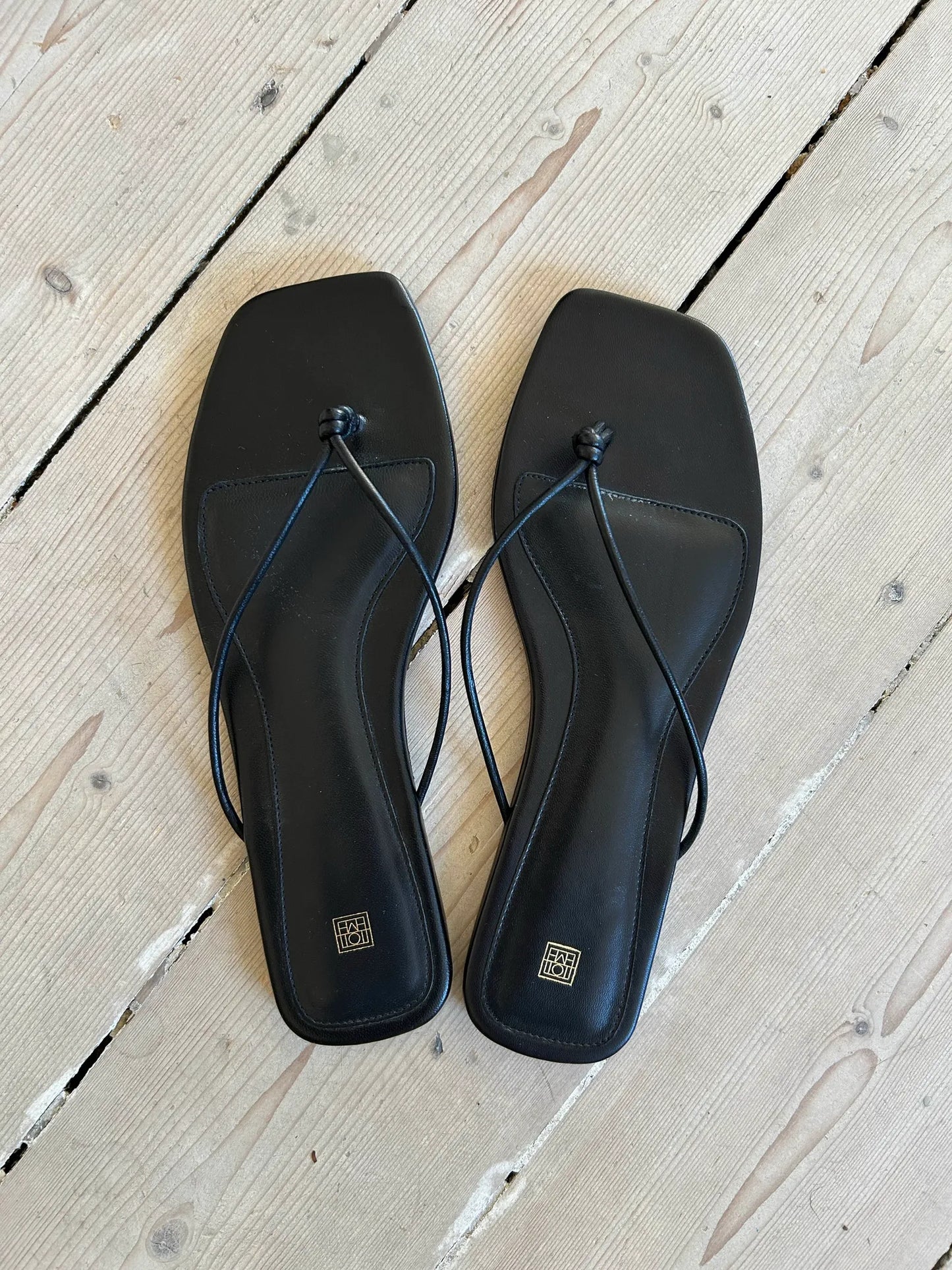 Toteme Knot Flip Flop Sandals