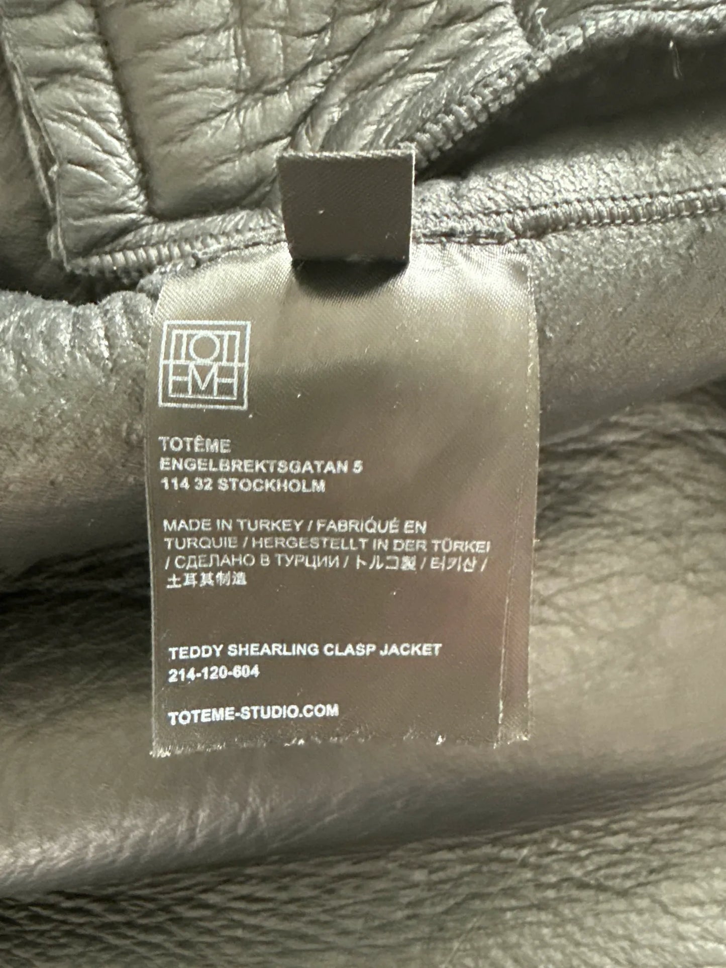Toteme Teddy Shearling Clasp Jacke