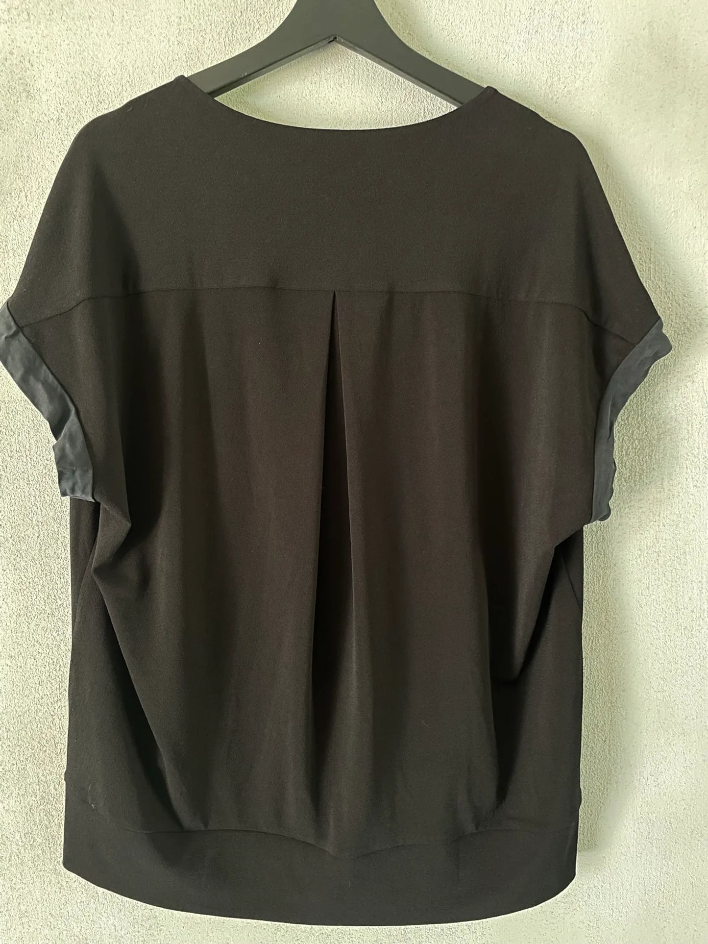 By Malene Birger Top