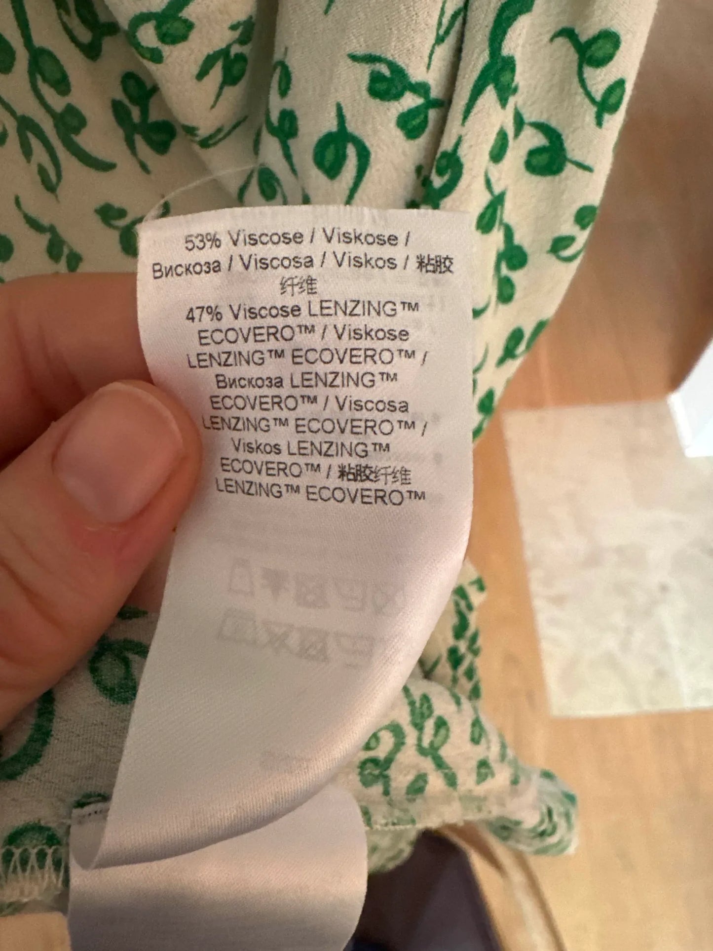 Ganni Kleid
