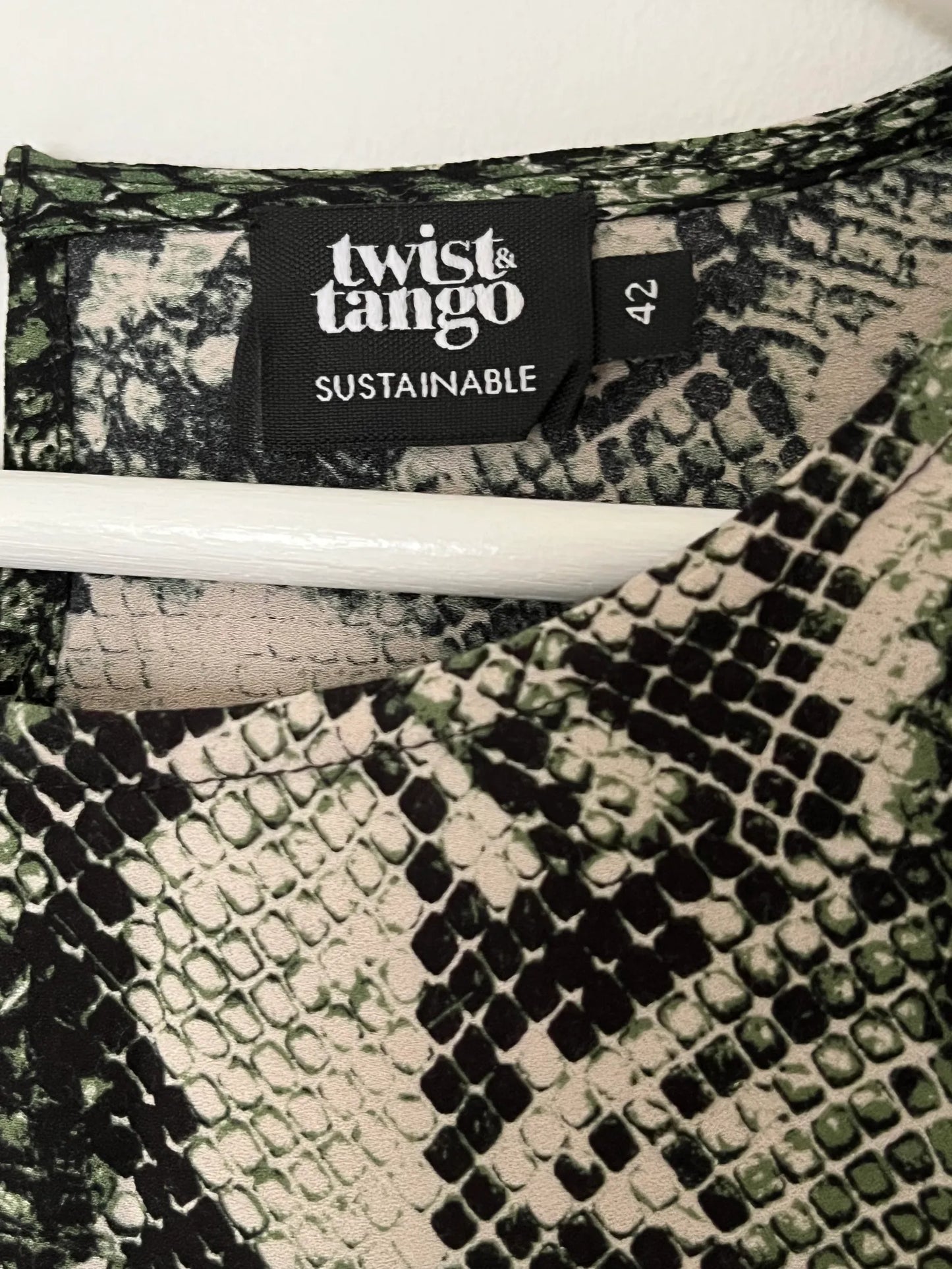 Twist & Tango Dress