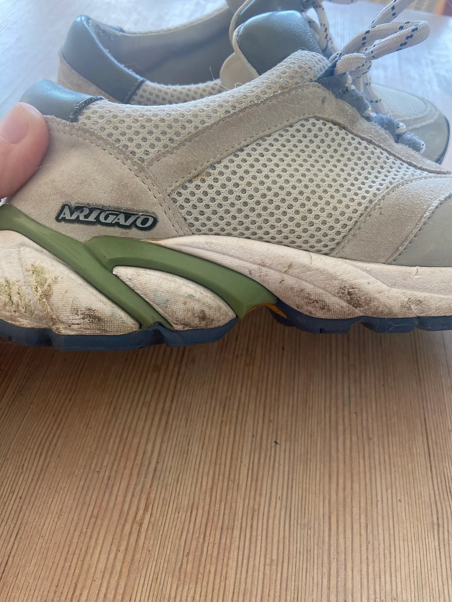 Axel Arigato Sneakers