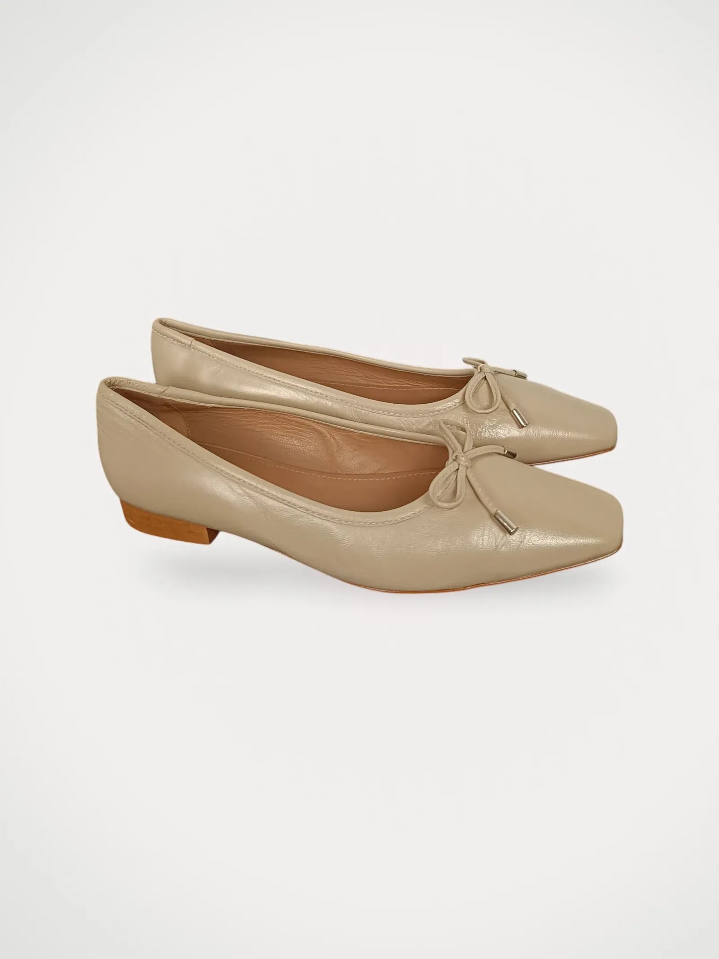 Flattered Ballet flats