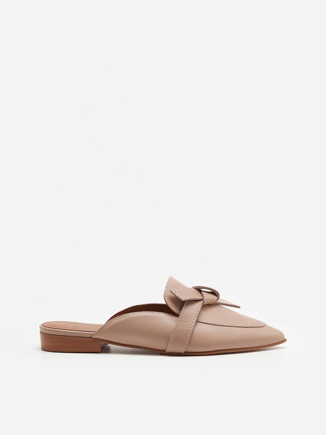 Flattered Slipper