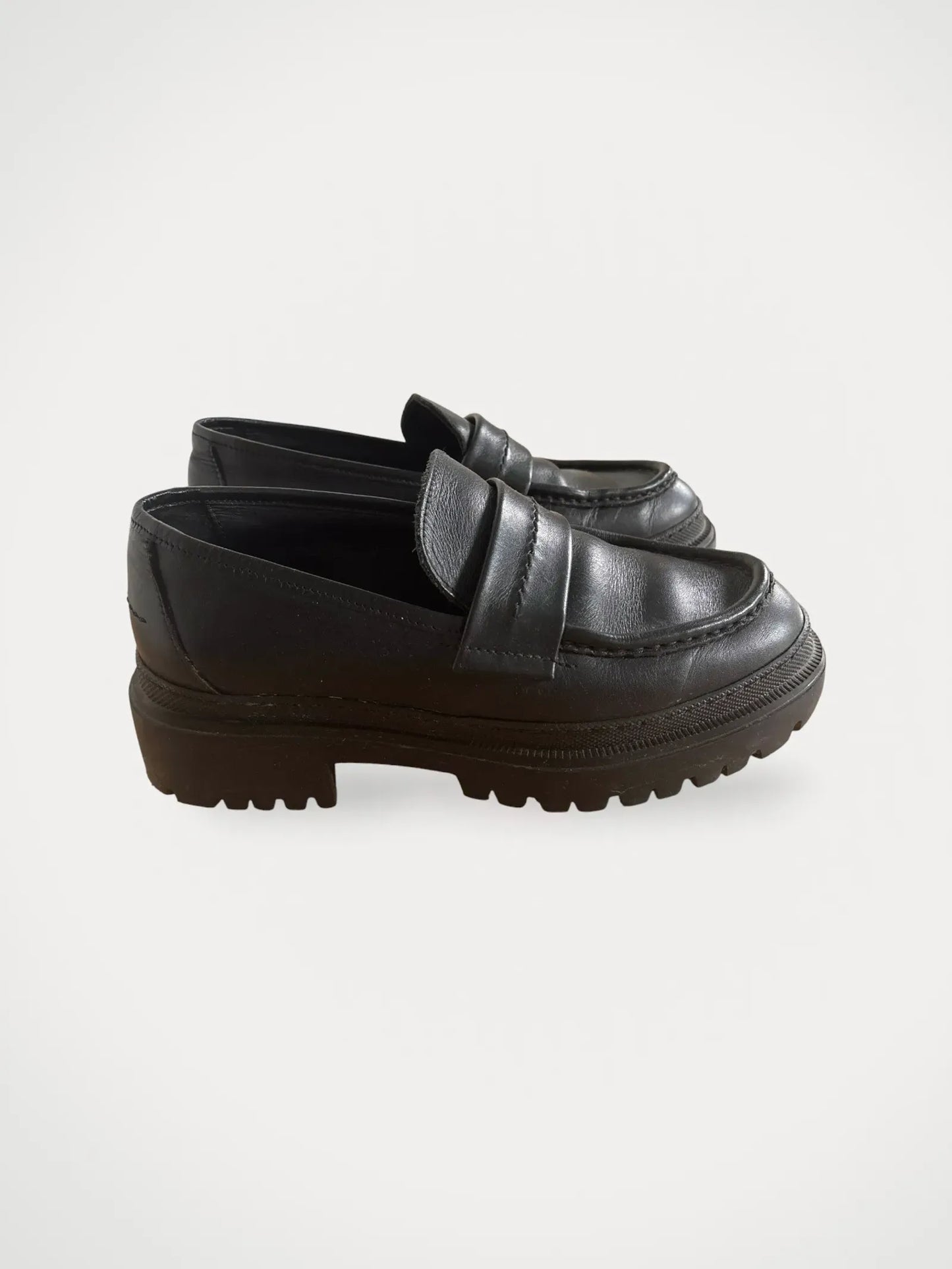 Arket Slipper