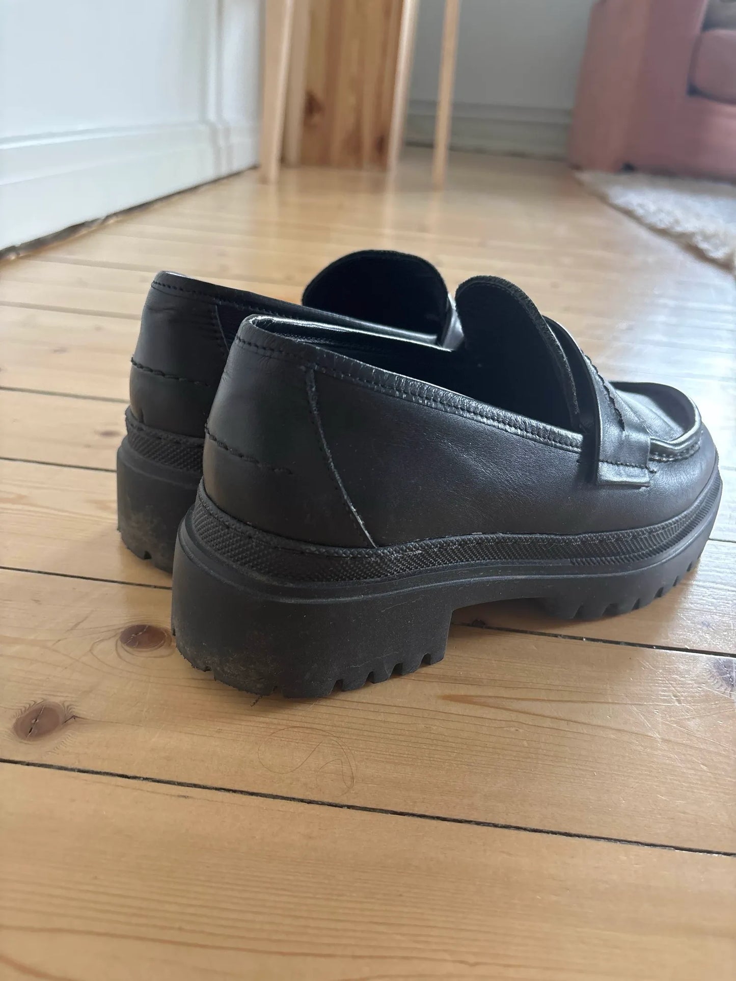 Arket Slipper